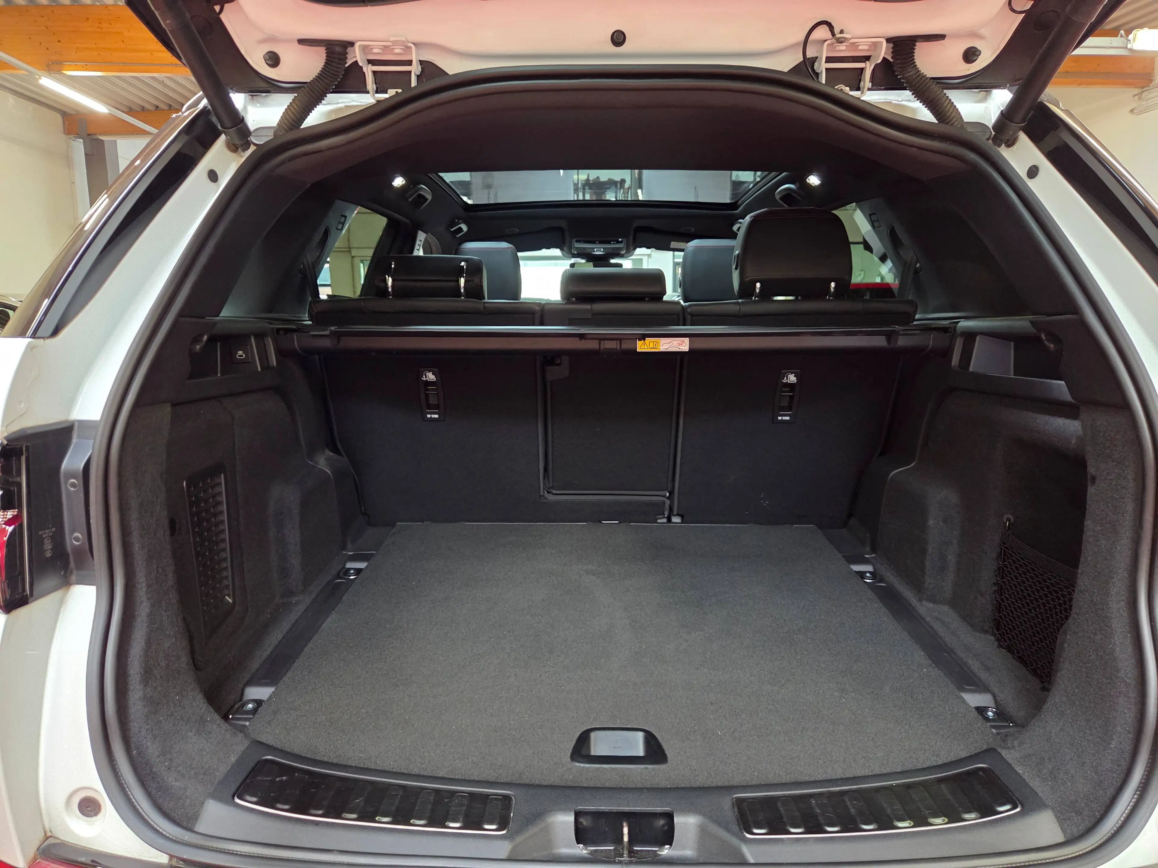 Land Rover Discovery Sport 4WD P300e R-Dynamic - Garantie — photo 10