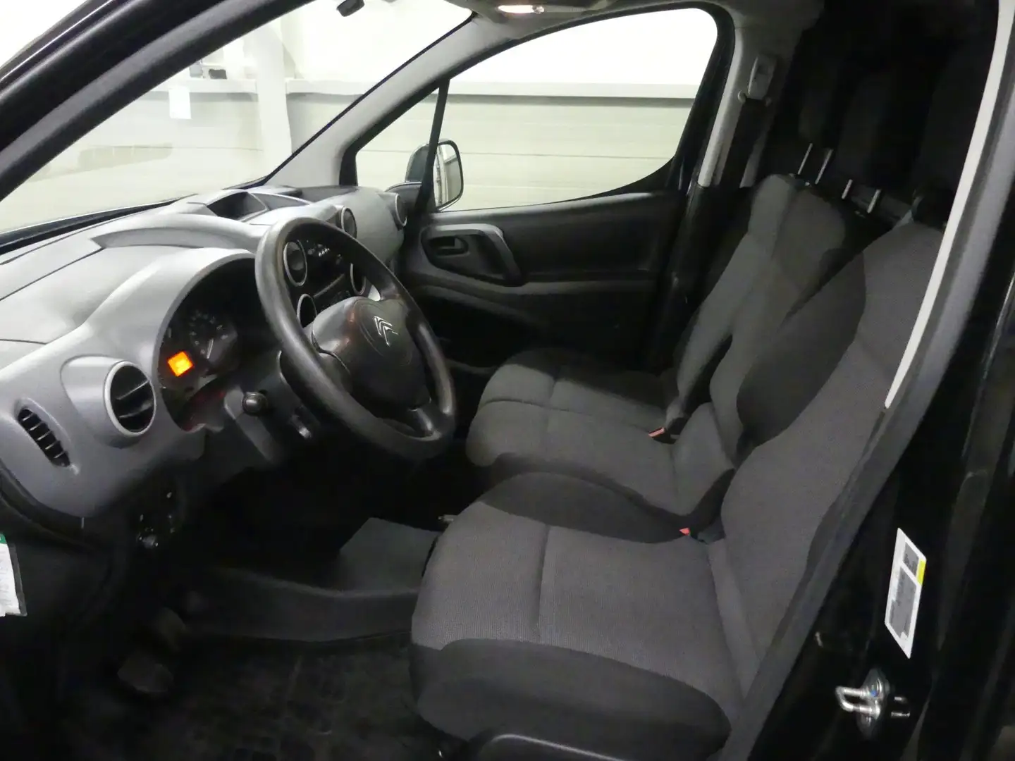 Citroen Berlingo 1.6 BlueHDI 100 Club XL S&S - Airco - 3 persoons Zwart - 2