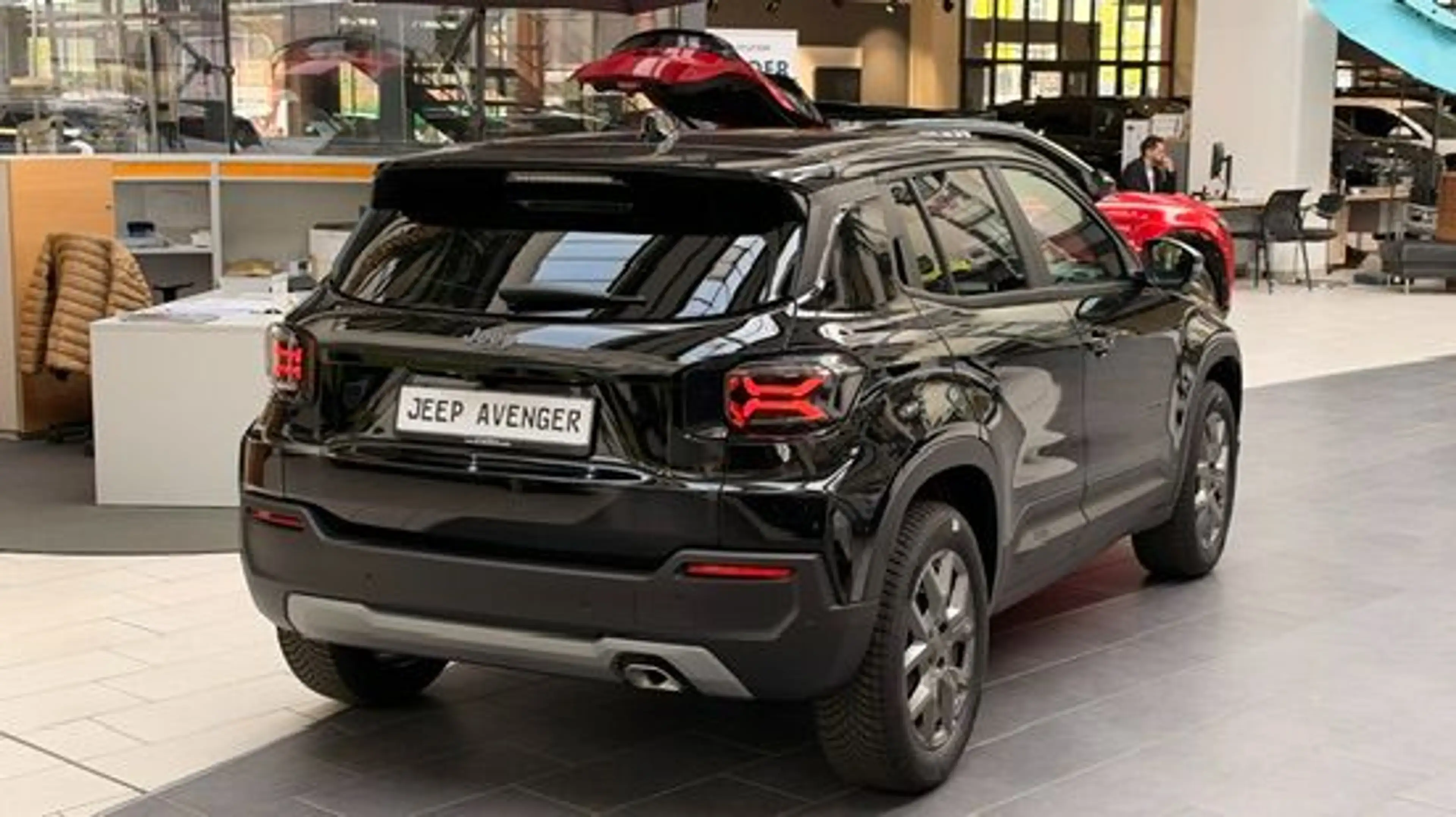 Jeep Avenger 1.2 169€ mtl., Allwetter, CarPlay — photo 7