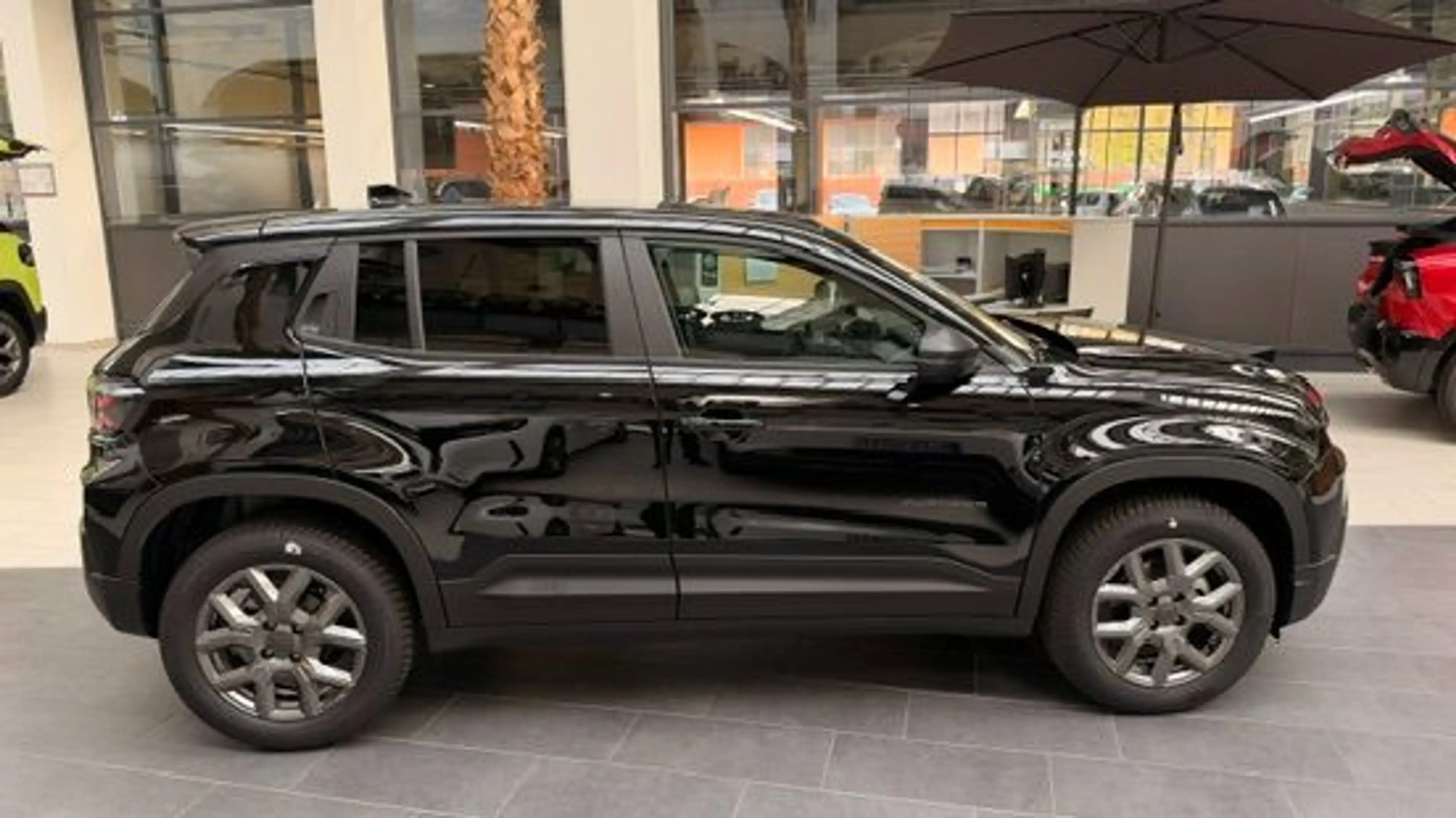 Jeep Avenger 1.2 169€ mtl., Allwetter, CarPlay — photo 8