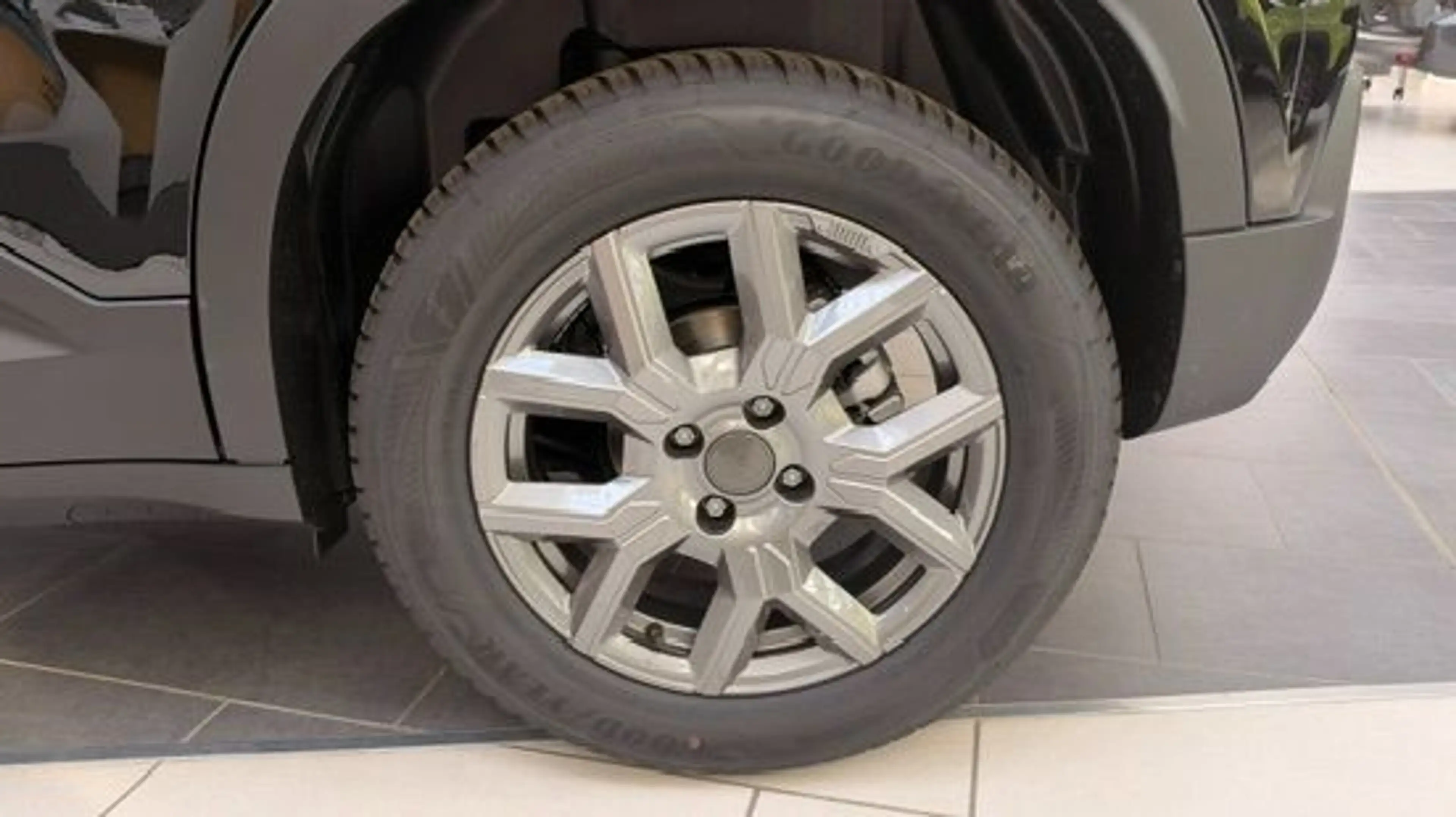 Jeep Avenger 1.2 169€ mtl., Allwetter, CarPlay — photo 11