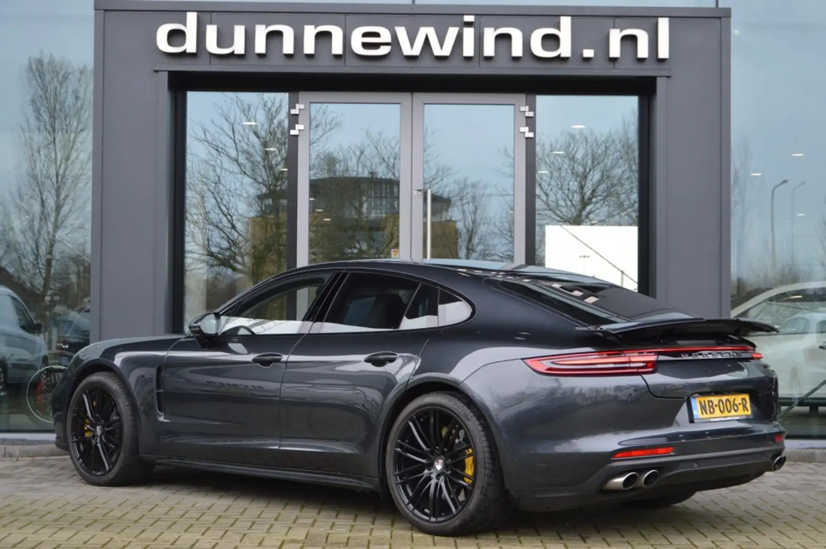 Porsche Panamera 4.0 TURBO *Origineel NL*Keramisch*Matrix*Sportuitl Grijs - 2