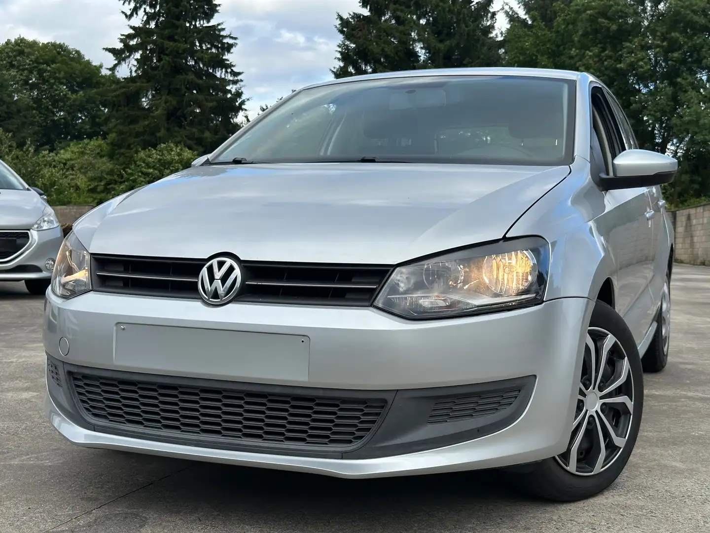 Volkswagen Polo Polo 1.4i Trendline DSG*FAIBLE KM*1ER MAIN*AUTOMAT Argent - 1