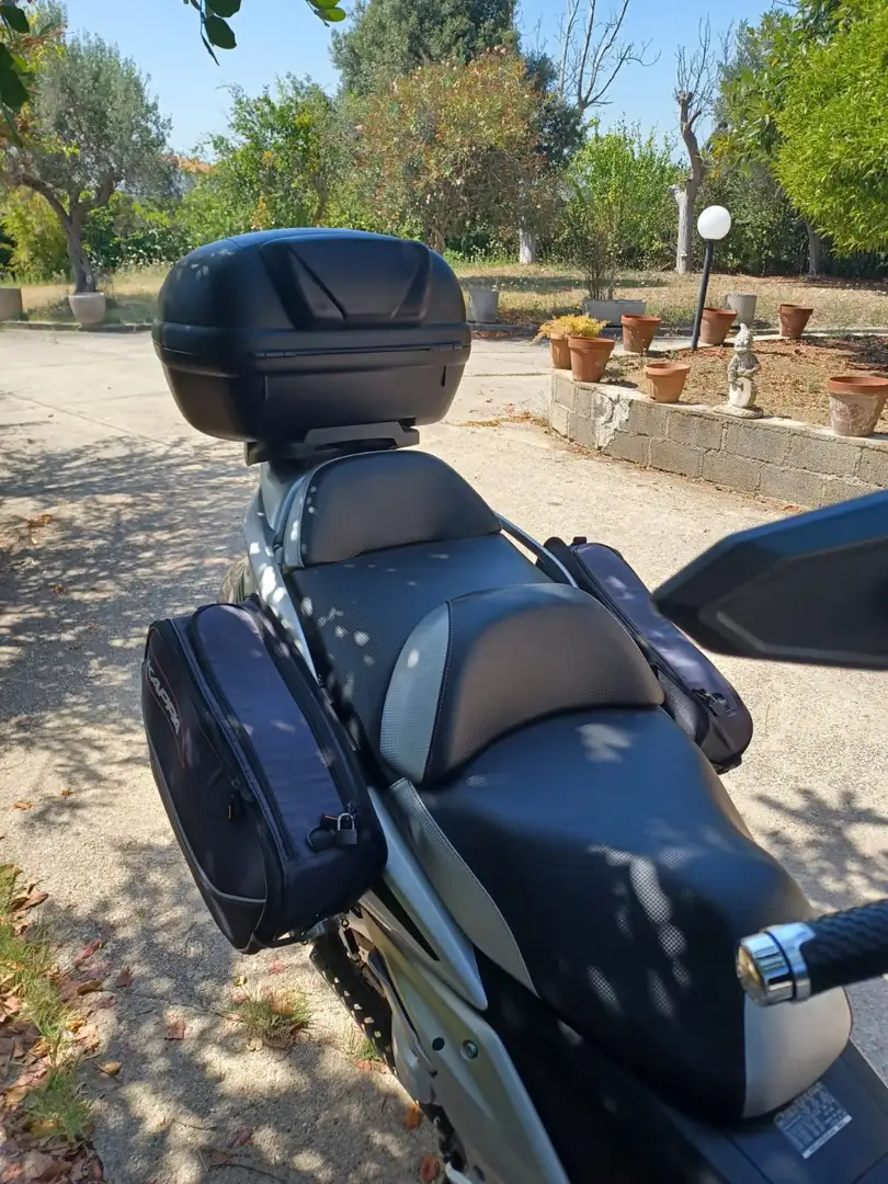 Honda Silver Wing Argintiu - 2
