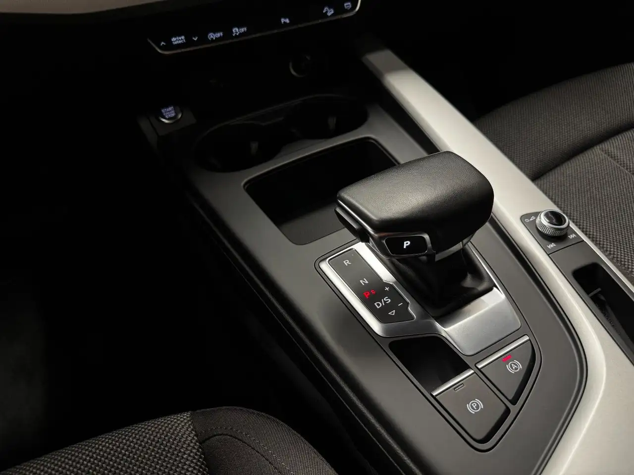 Audi A4 40 allroad quattro 2.0 TDI, миниатюра 17
