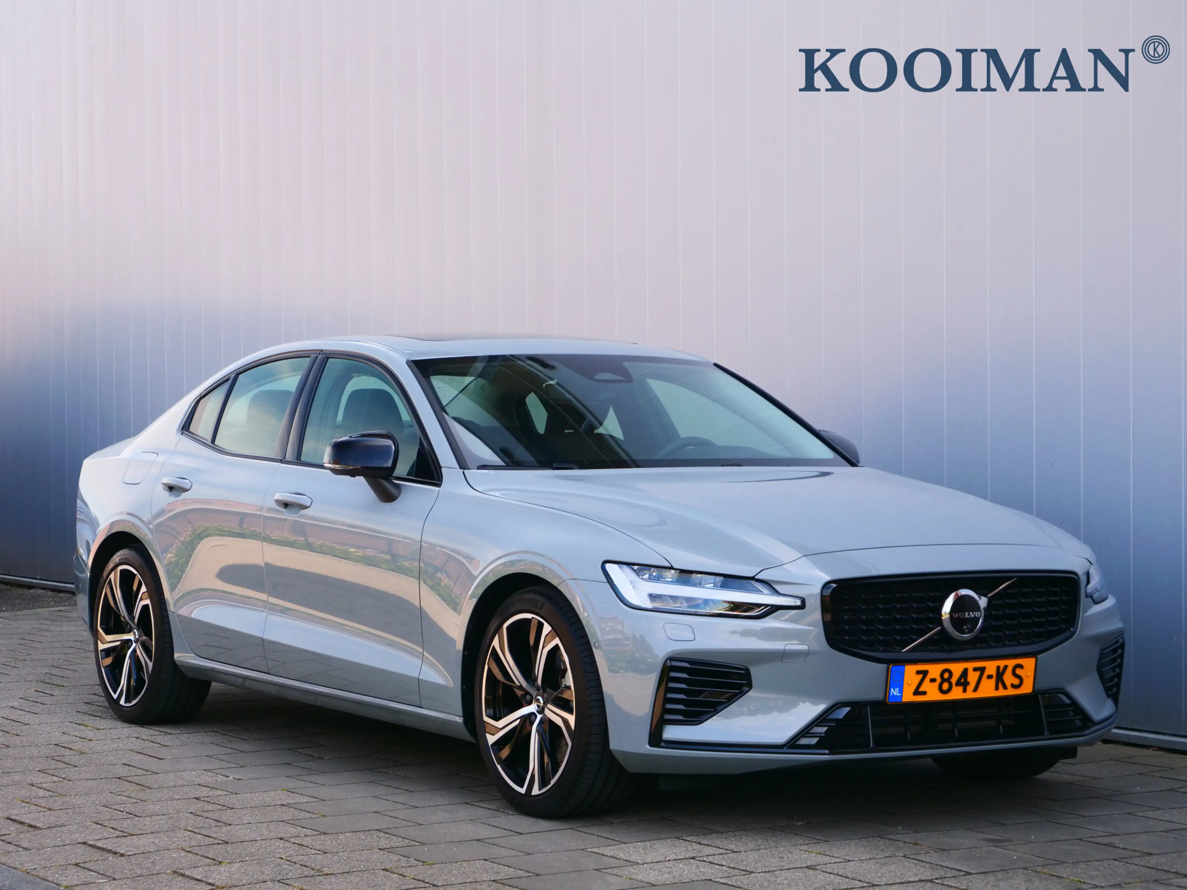 Volvo S60 2.0 Recharge T6 350Pk AWD Ultimate Dark Trekhaak /