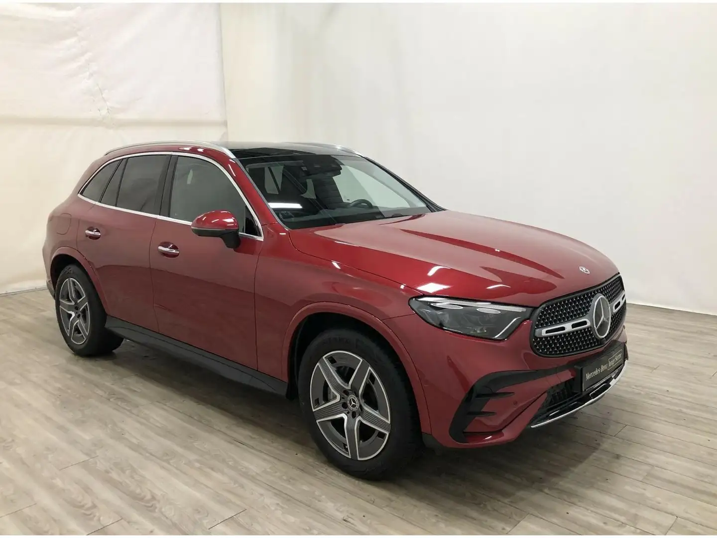 Mercedes-Benz GLC 300 de AMG Hinterachslenkung*Pano*AHK*Distro Rot - 2