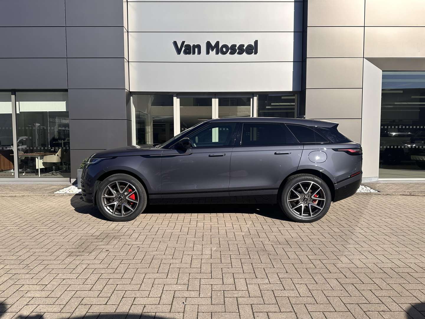 Land Rover Range Rover Velar P400e Dynamic SE AWD -  - Joinsteer - #4