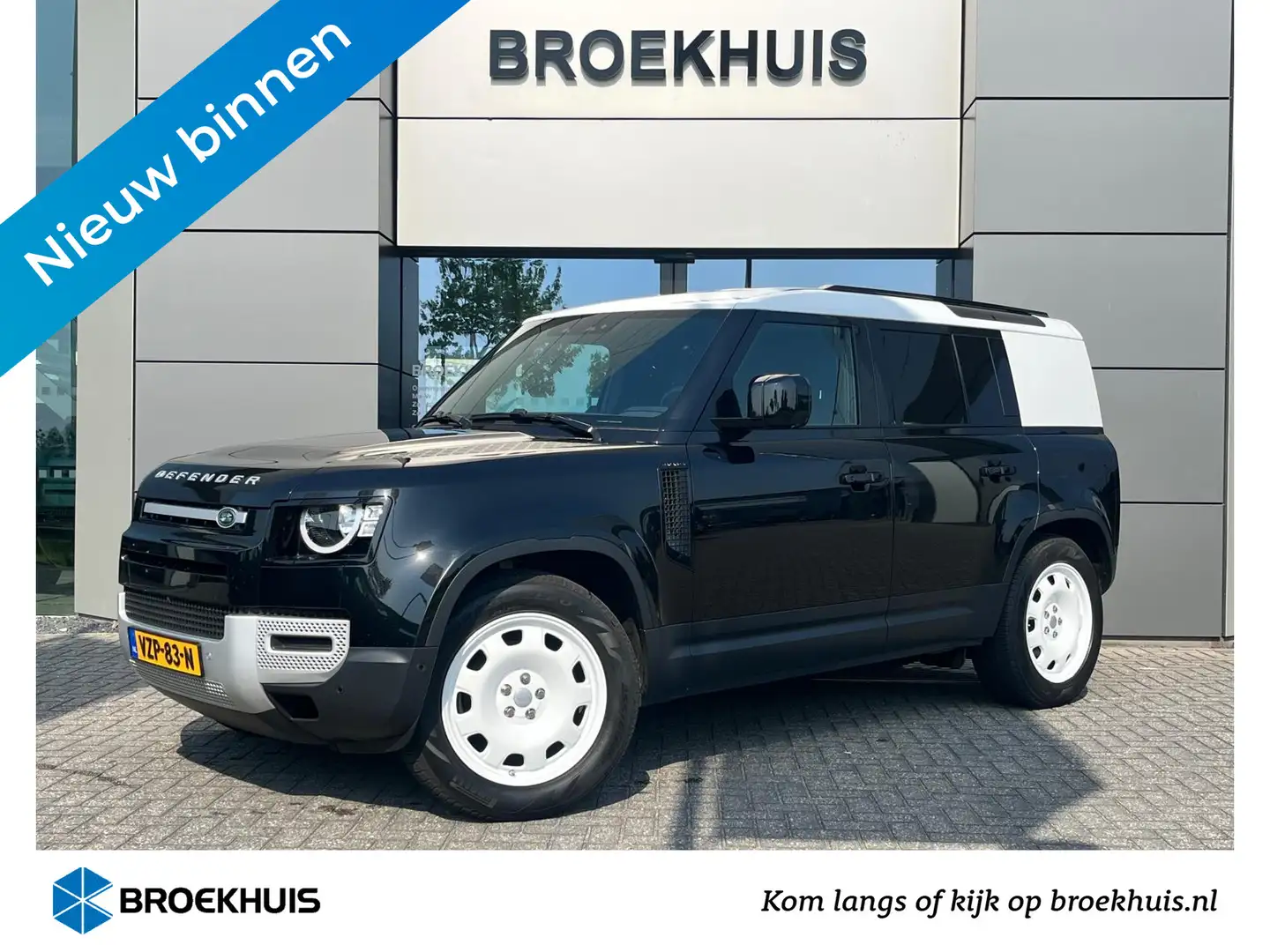 Land Rover Defender 110 D250 Hardtop Commercial | 20" County velgen | Zwart - 1