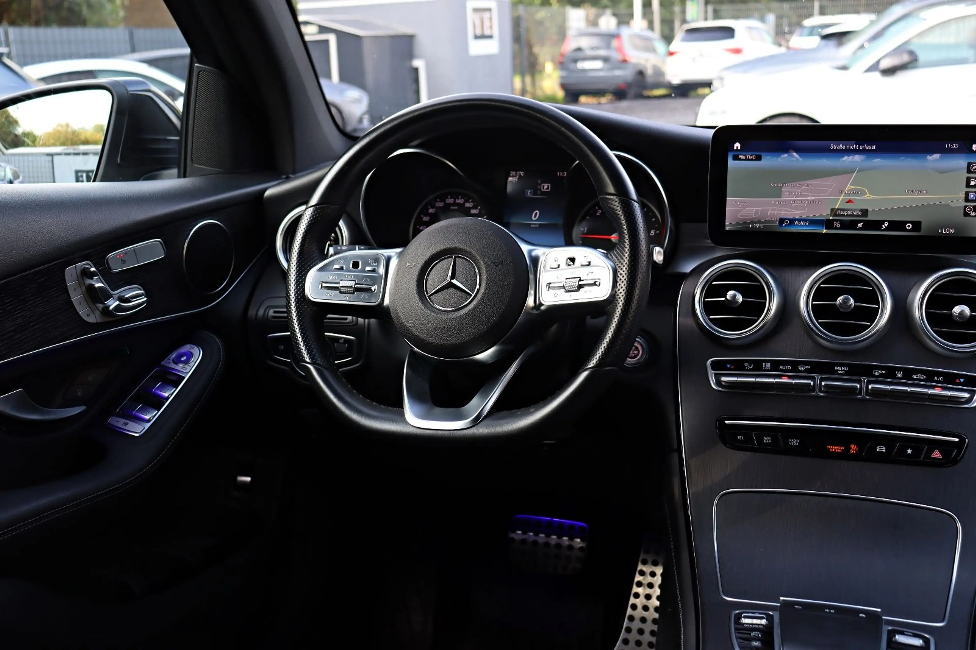Mercedes-Benz GLC 220 d Coupe 4M. AMG Line *MULTI-BEAM*STANDH* — photo 32