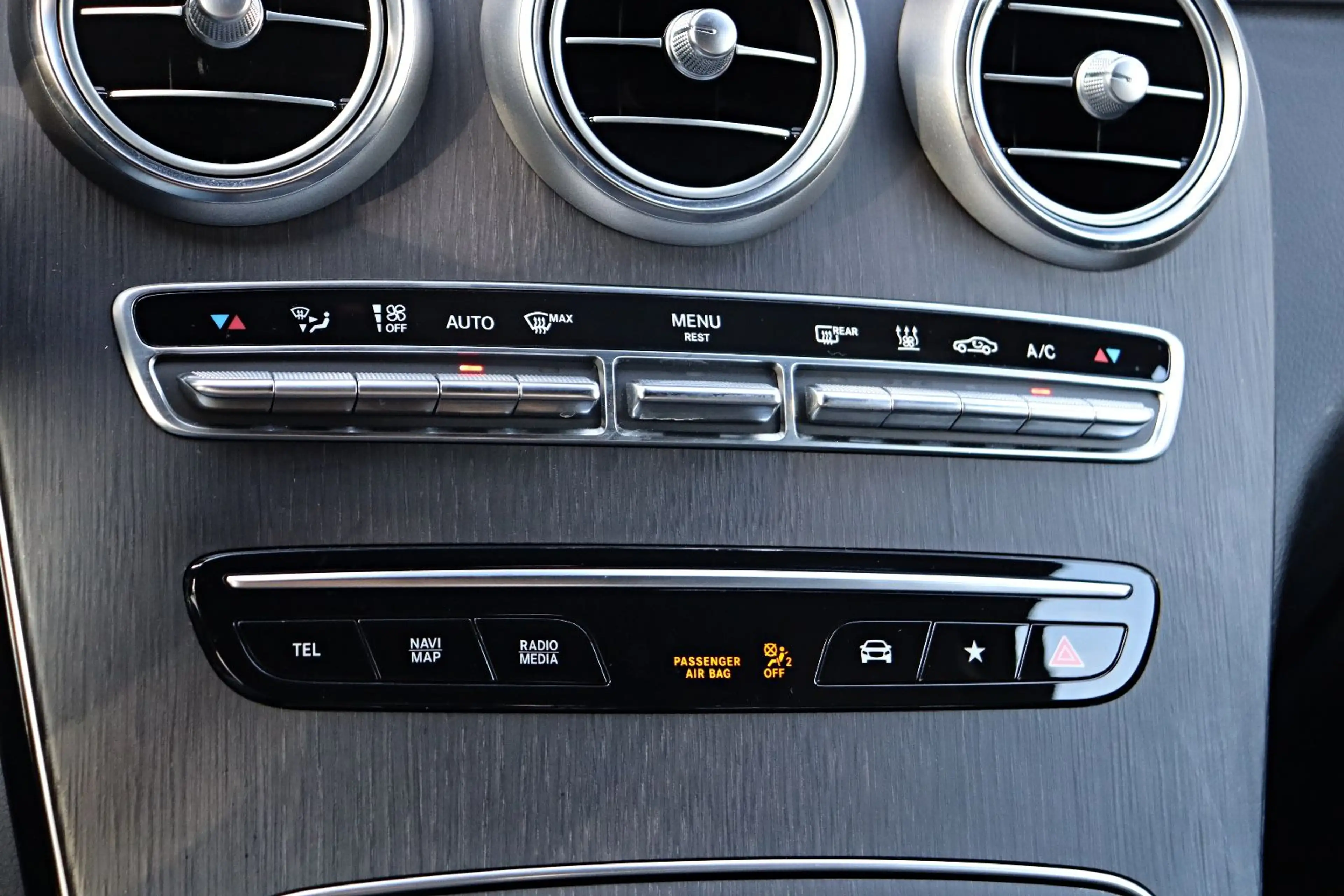 Mercedes-Benz GLC 220 d Coupe 4M. AMG Line *MULTI-BEAM*STANDH* — photo 21