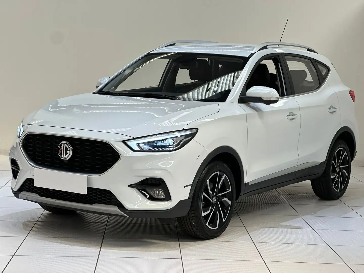 MG ZS 1.5 VTi-tech Luxury Bianco - 1
