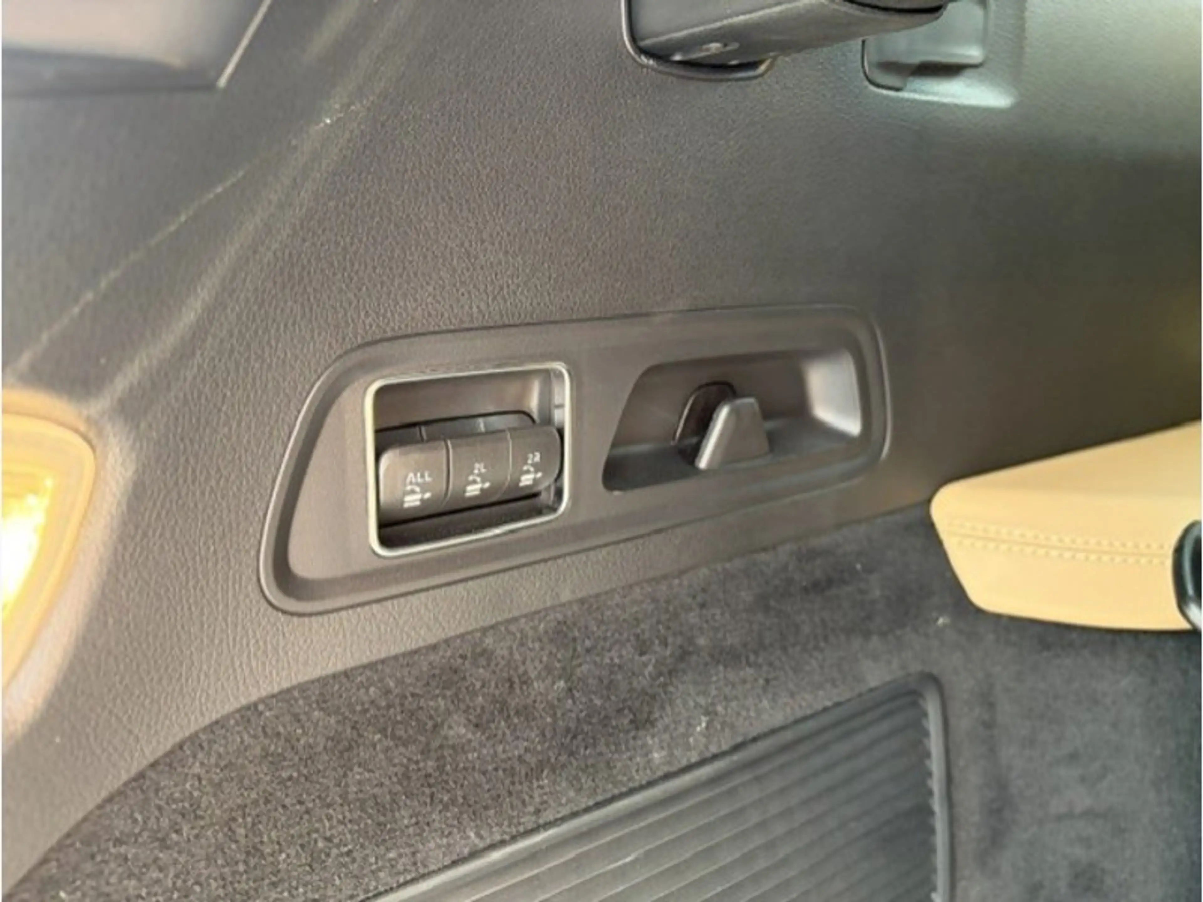 Mercedes-Benz GLS 450 4 MATIC AMG Pack Night 7 places — photo 14
