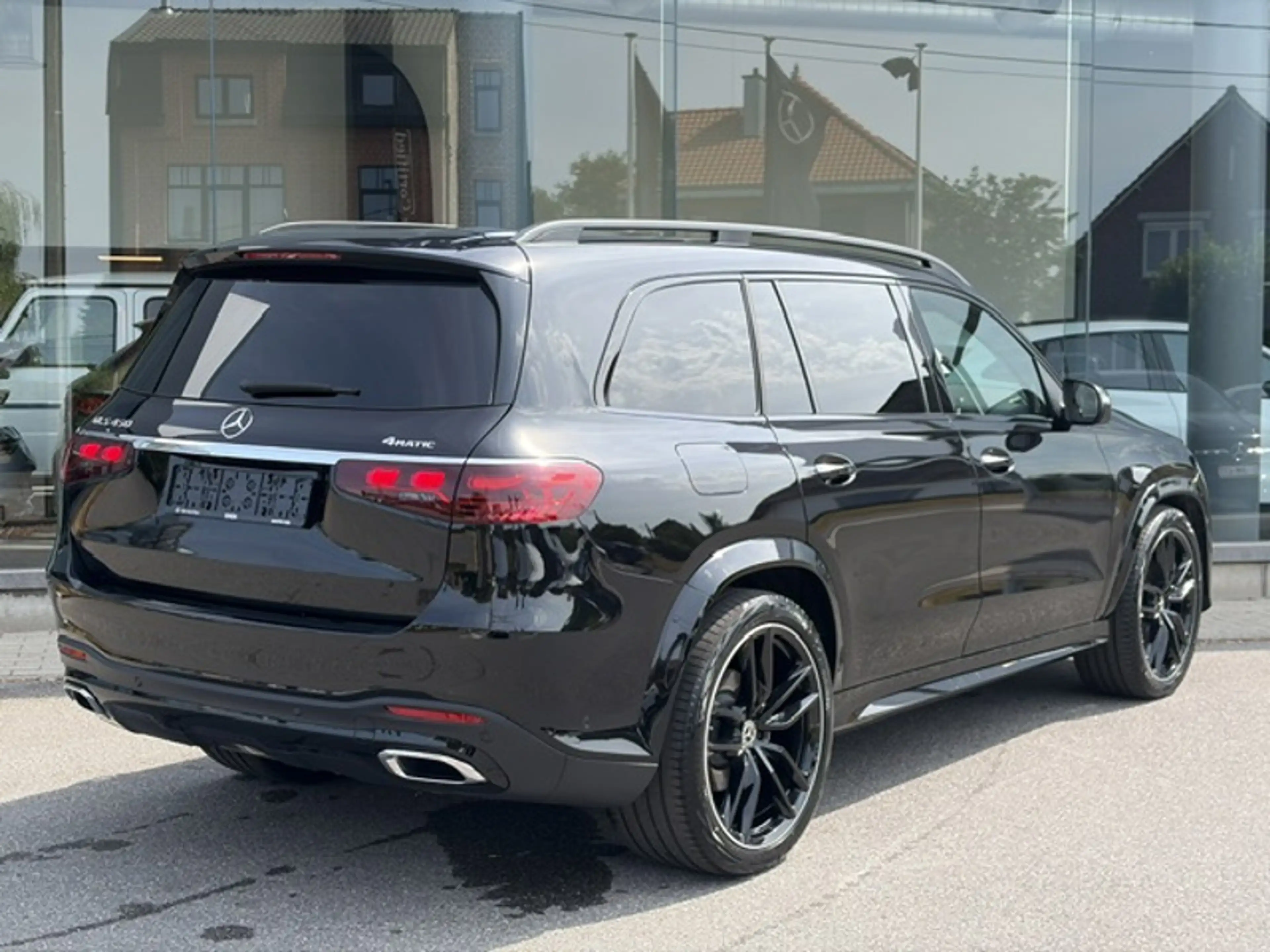 Mercedes-Benz GLS 450 4 MATIC AMG Pack Night 7 places — photo 5