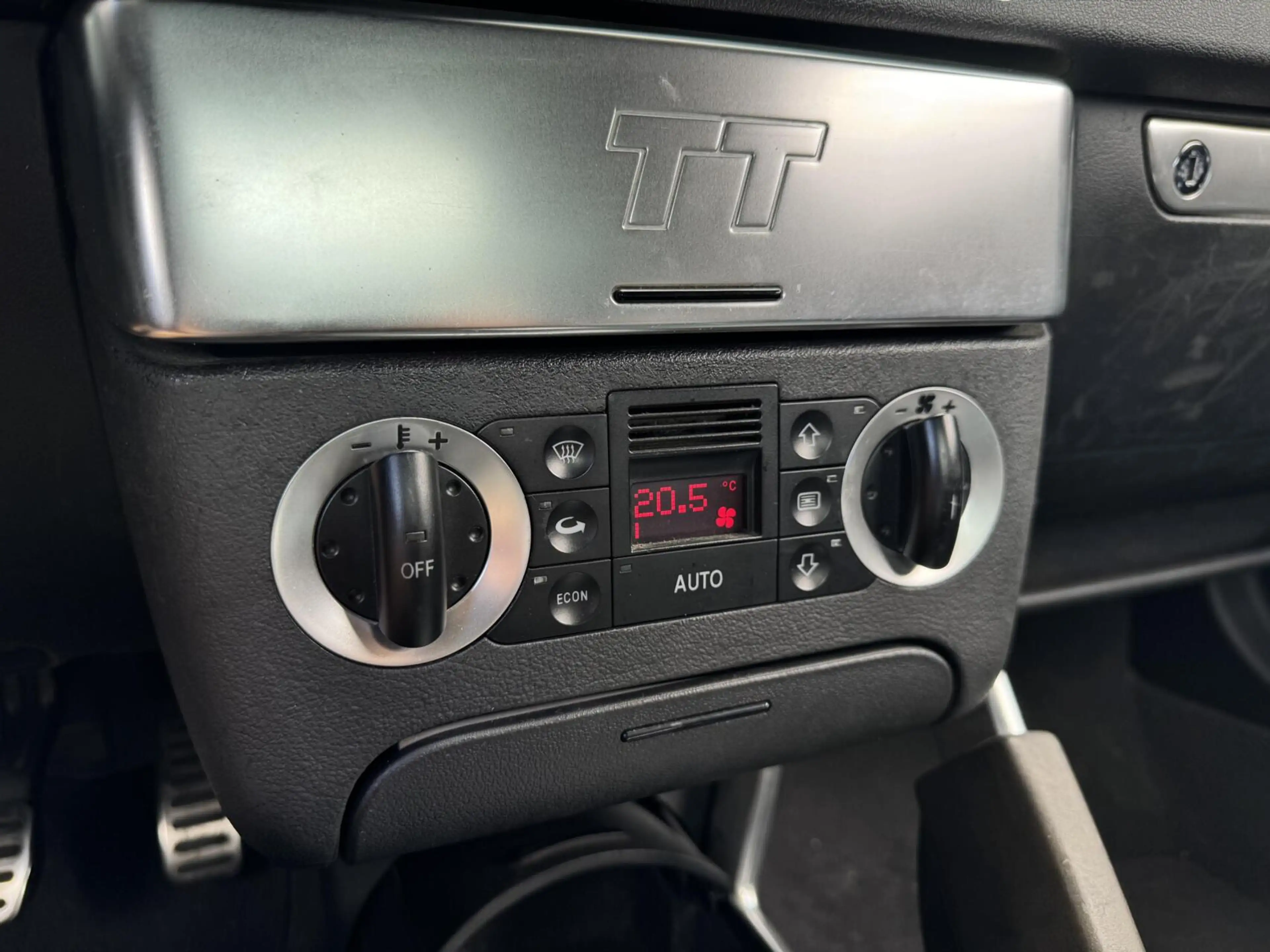 Audi TT Roadster 1.8 5V Turbo quattro | Leder | Climate | — photo 11