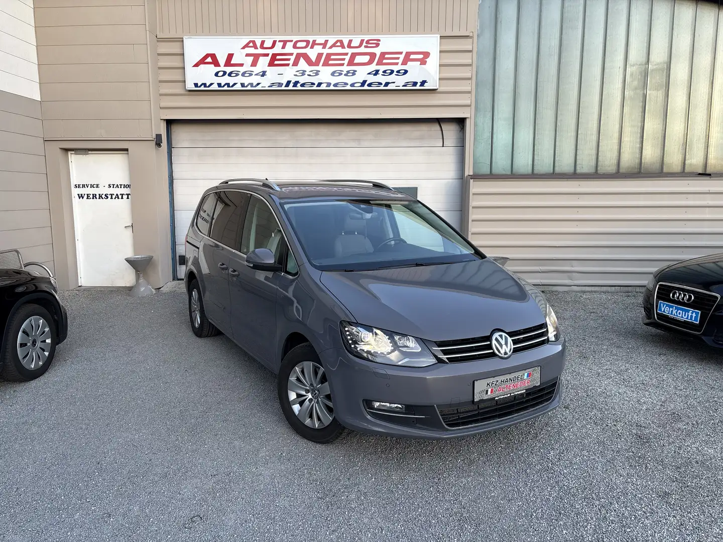 Volkswagen Sharan Business+ SCR 2,0 TDI *CARPLAY*RFK*AHK*ACC* Grau - 1