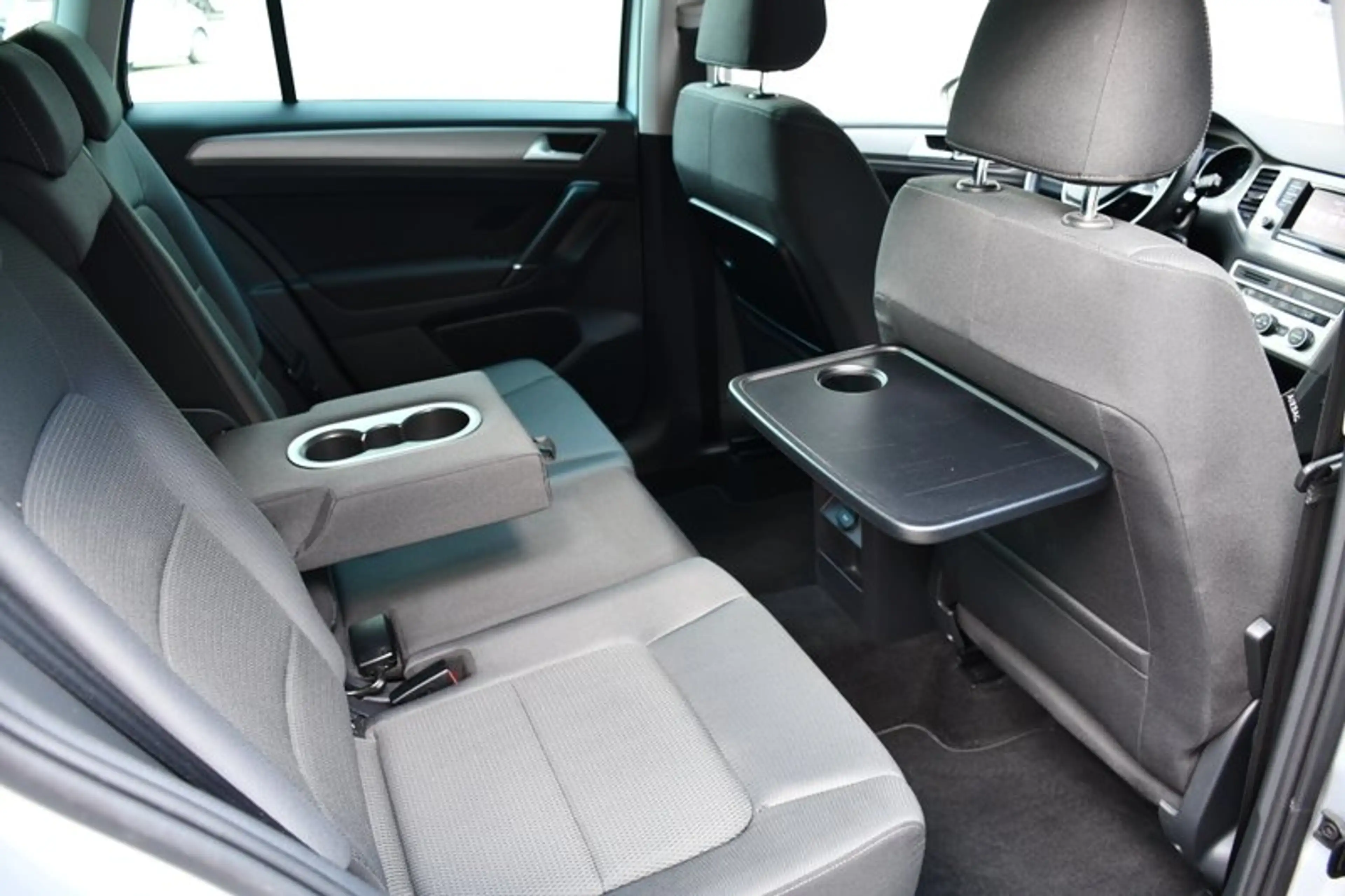 Volkswagen Golf Sportsvan Golf VII Sportsvan Comfortline*Anhängerkupplung* — photo 12