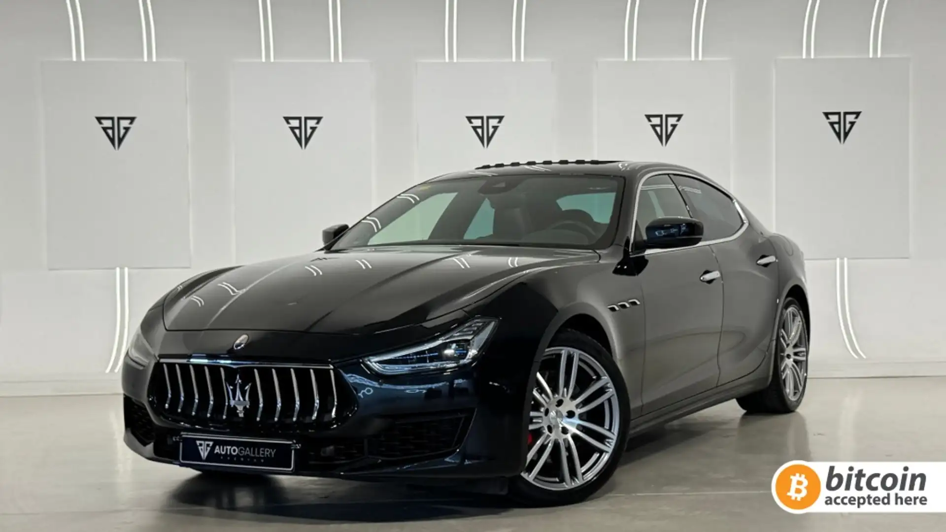 Maserati Ghibli Diesel GranLusso Aut. 275 Zwart - 1