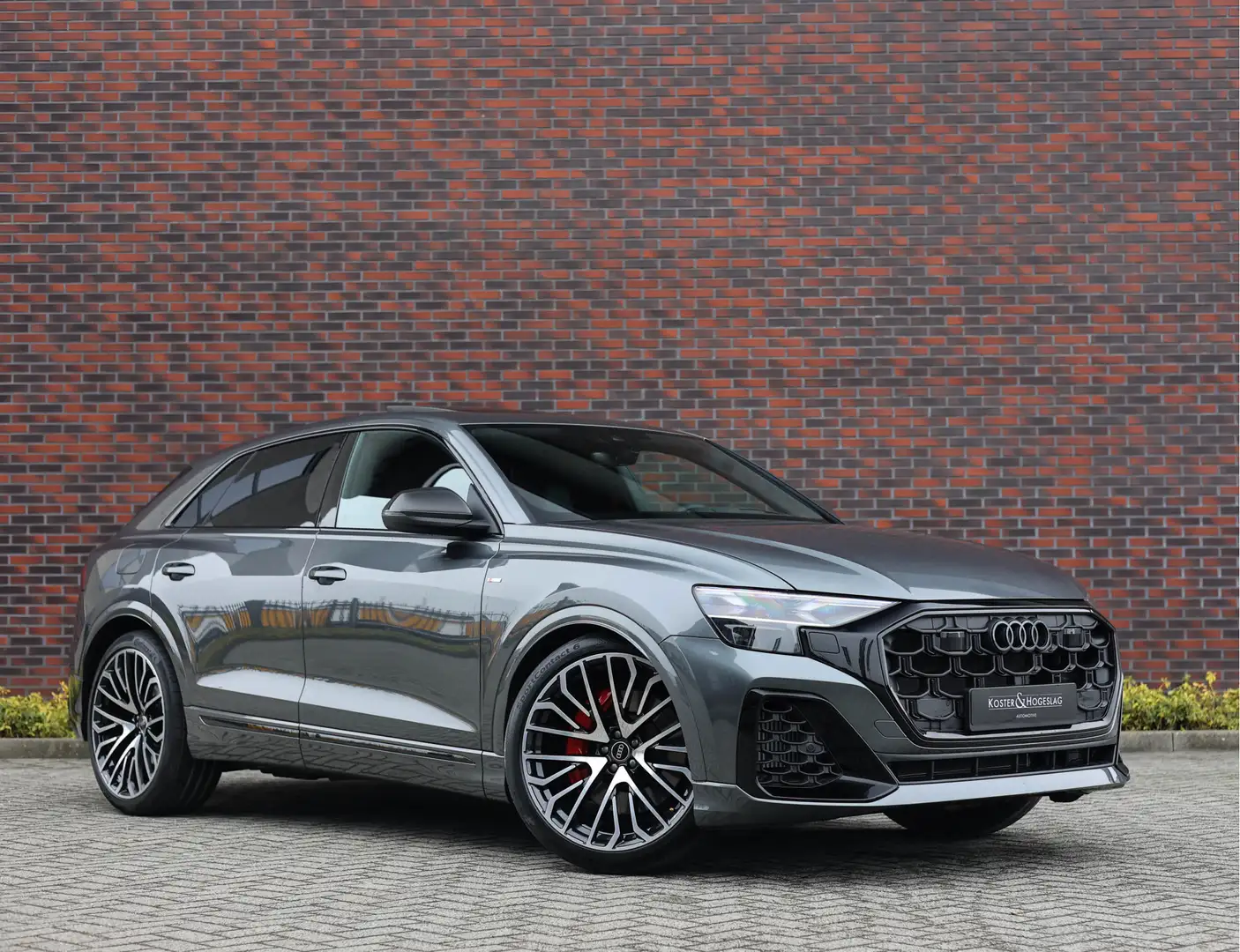 Audi Q8 60 TFSIe Quattro *B&O advanced*Vierwielsturing*Tre Gris - 1