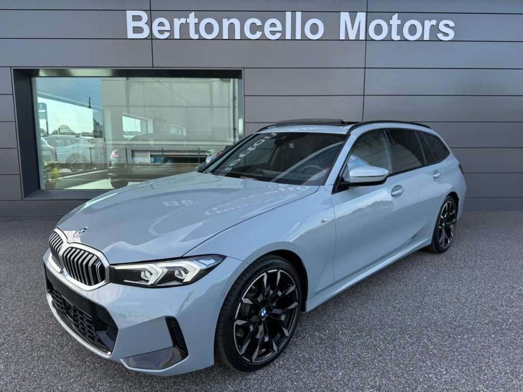 BMW 320