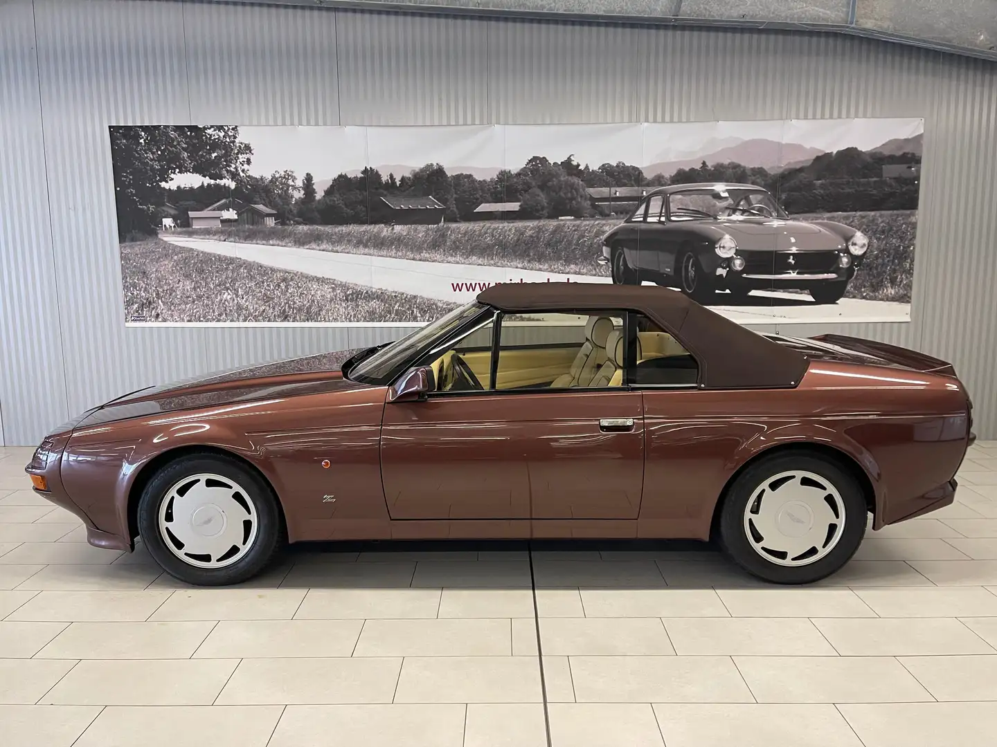 Aston Martin Volante V8 ZAGATO Brown - 1