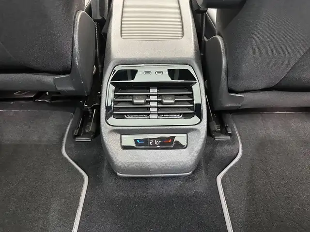 Volkswagen Id.4 view 29