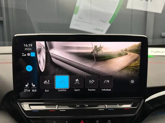Volkswagen Id.4 view 21
