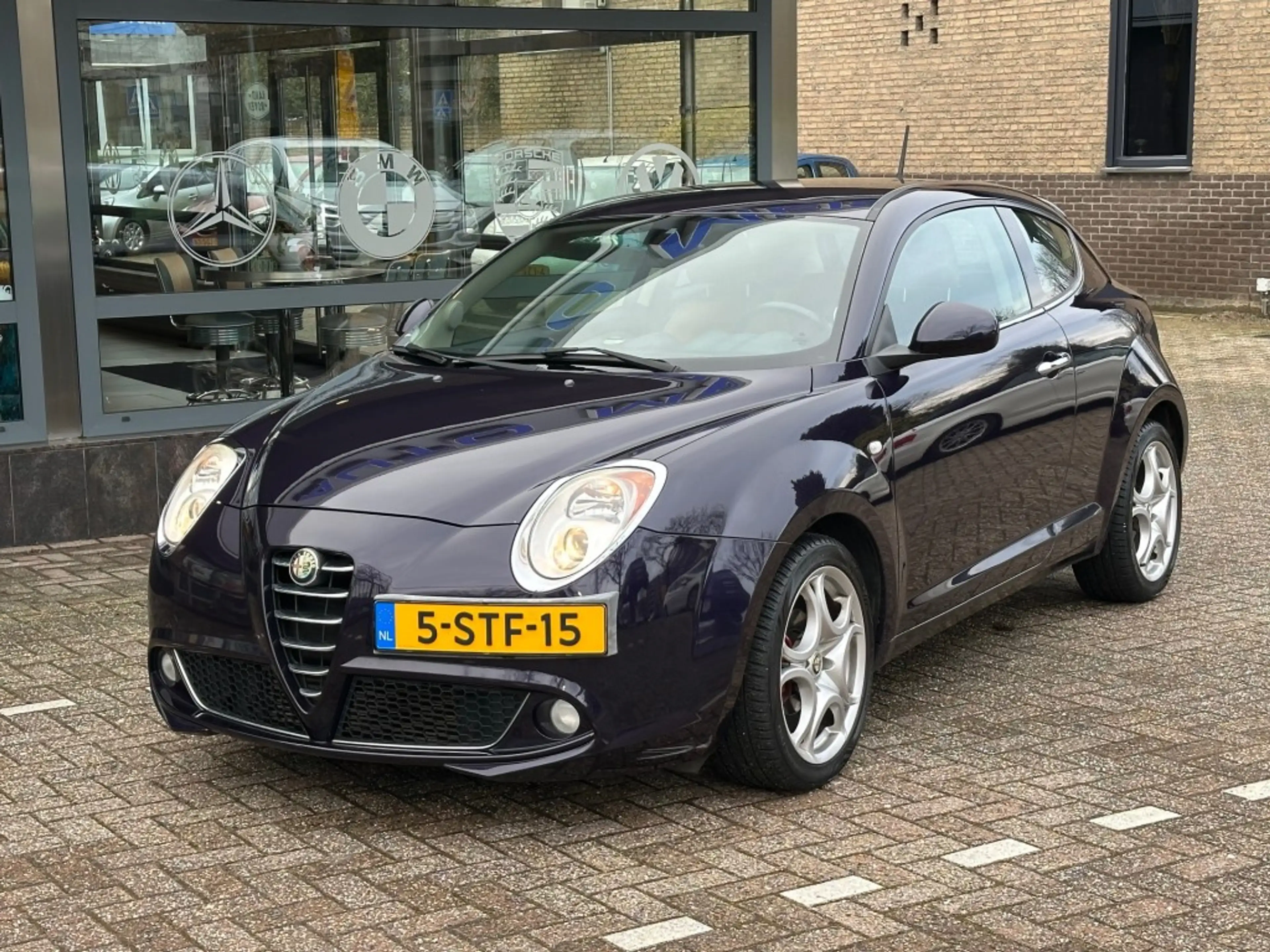 Alfa Romeo MiTo 0.9 TWINAIR DISTINCT Leer Airco Telefoon Cruise — photo 2