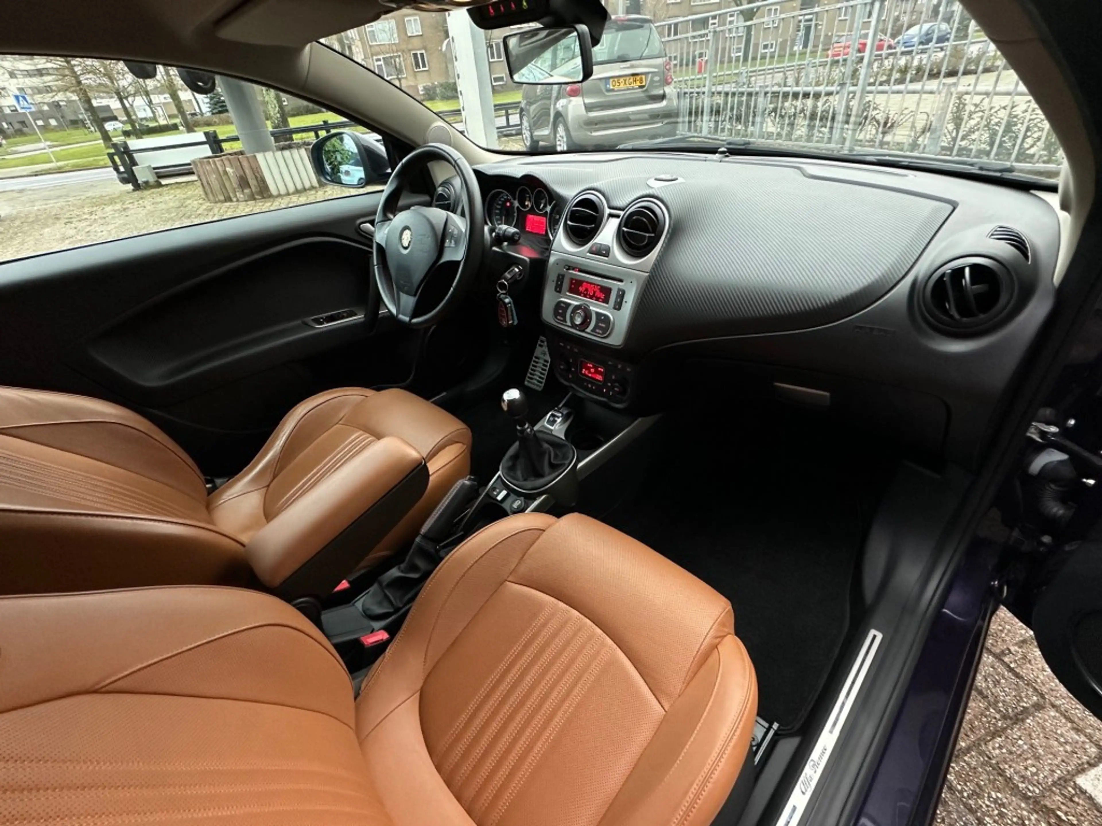 Alfa Romeo MiTo 0.9 TWINAIR DISTINCT Leer Airco Telefoon Cruise — photo 9