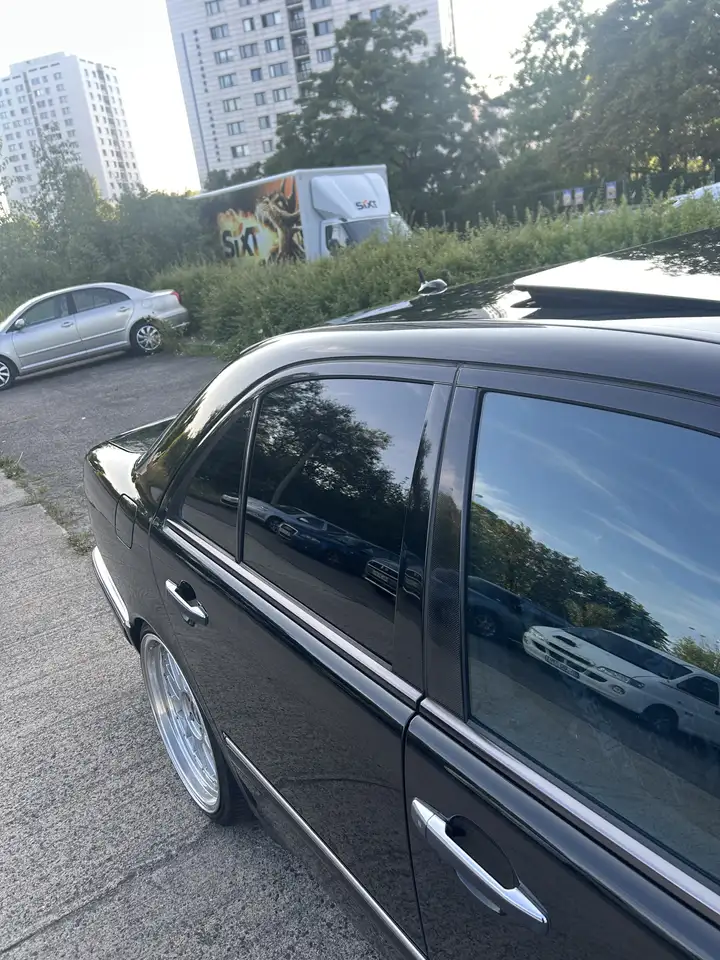 Mercedes-Benz E 240 Avantgarde, foto 6