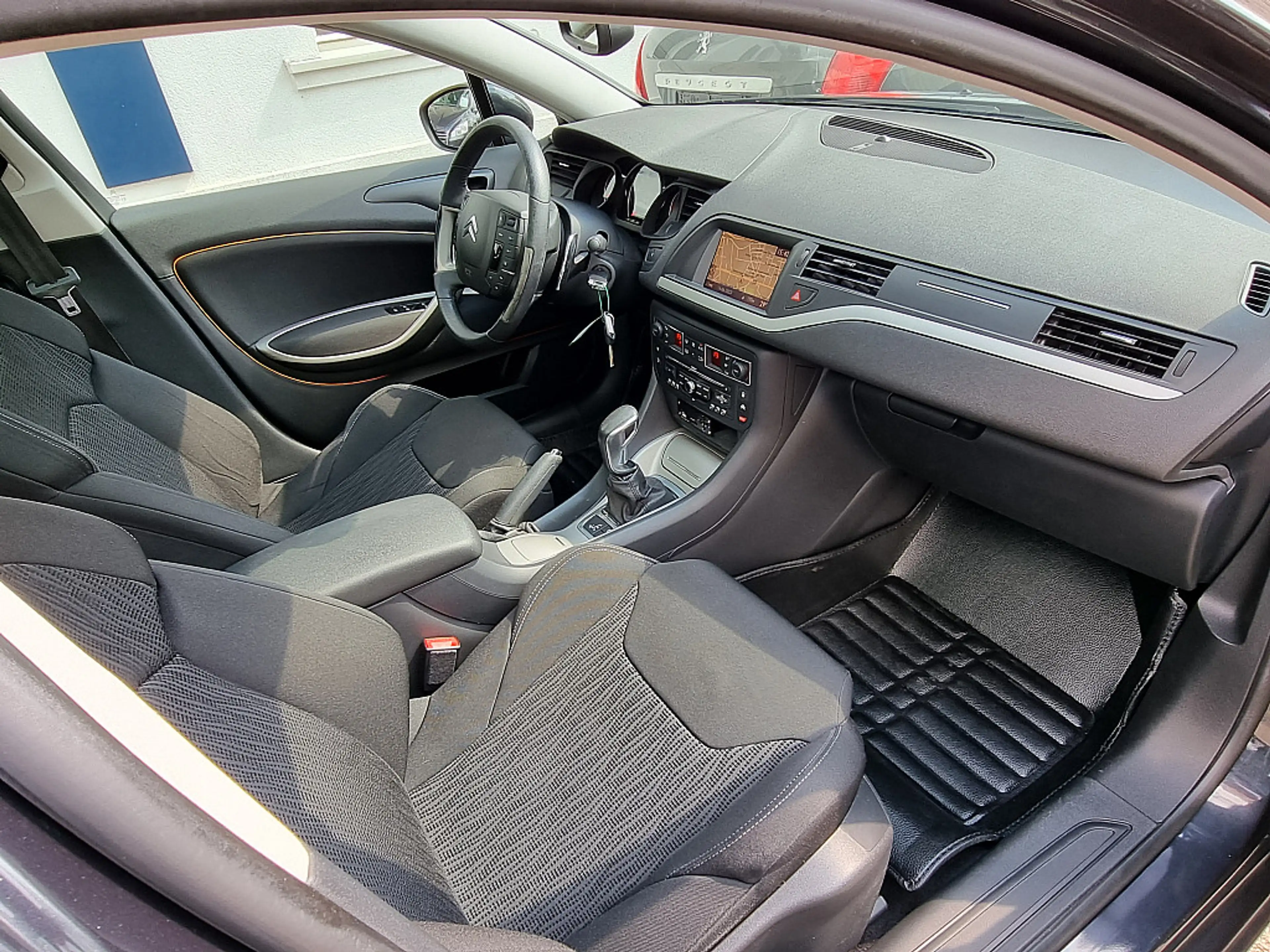 Citroen C5 Tourer e-HDi 115 EGS6 Seduction Airdream — photo 14