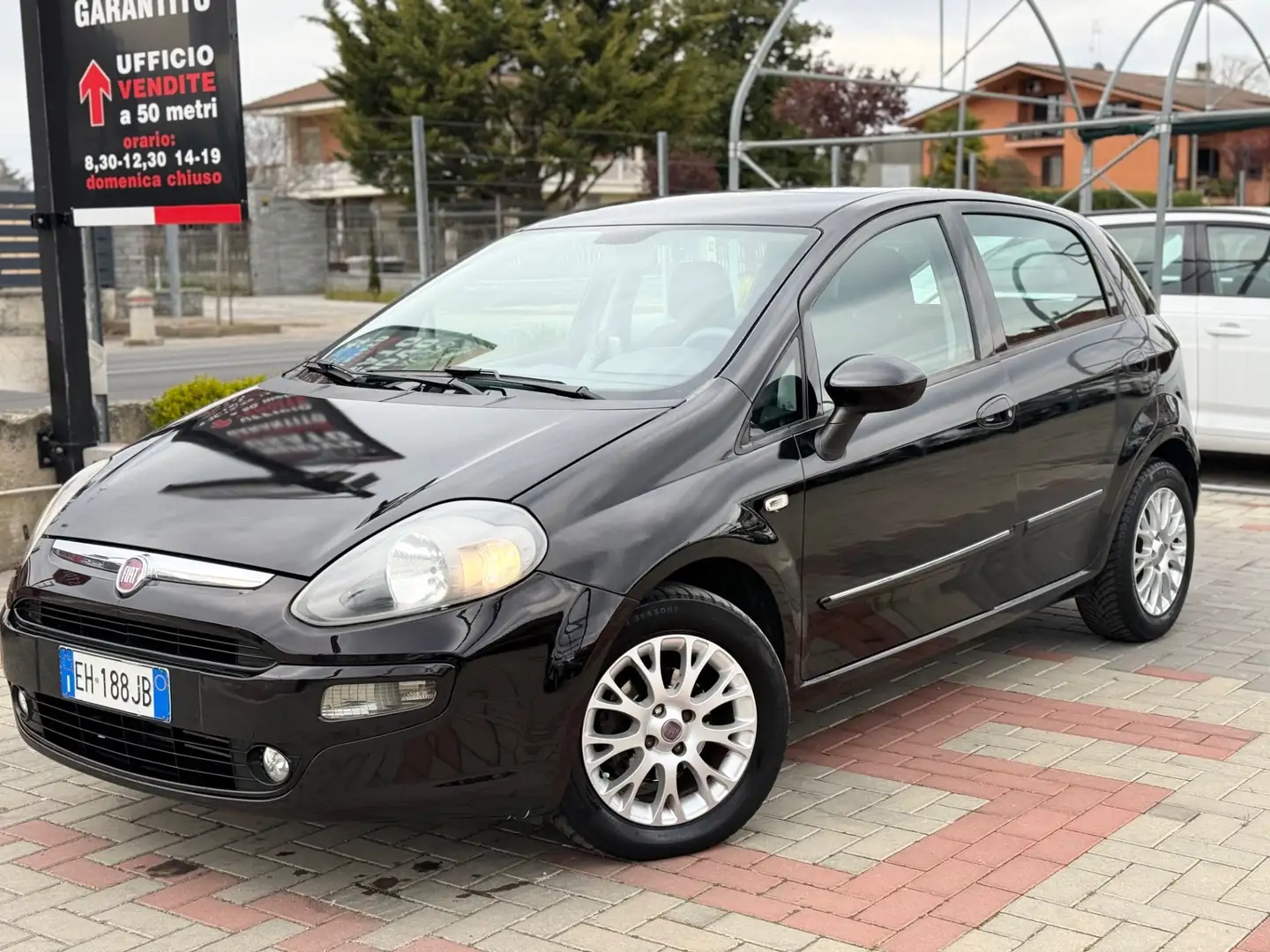 Fiat Grande Punto Grande Punto 1.3 MJT 75 CV 5 porte S&S Actual Schwarz - 2