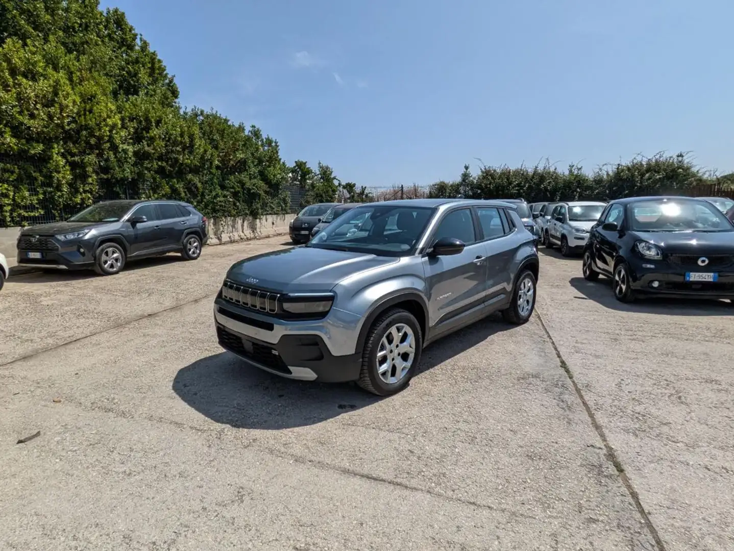 Jeep Avenger GPL 1.2cc 102cv  NAVI TELECAM ADAPTIVE CRUISE Grigio - 1