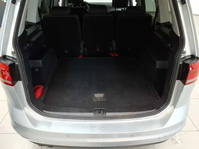 Volkswagen Touran view 15