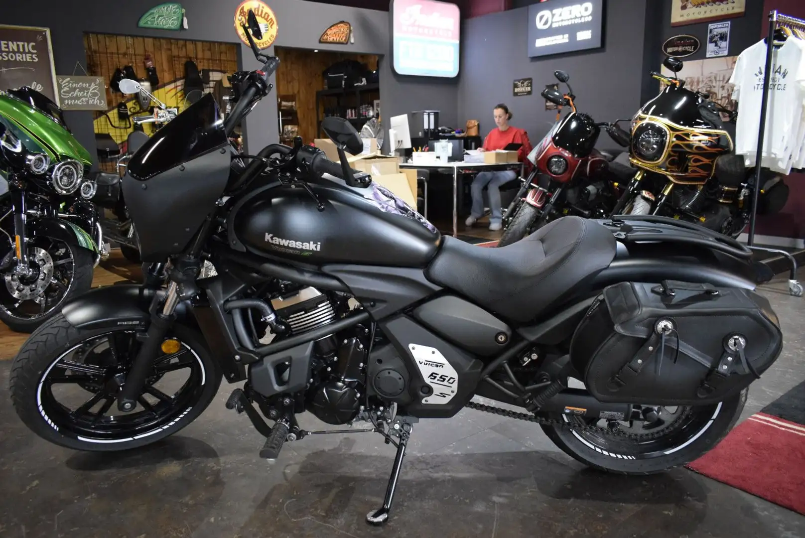 Kawasaki Vulcan S Performance Arrow/Koffer/ Noir - 2