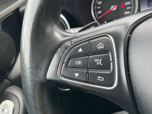 Mercedes-Benz C view 30