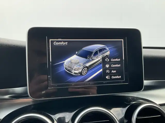 Mercedes-Benz C view 26