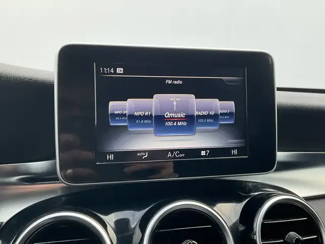 Mercedes-Benz C view 6