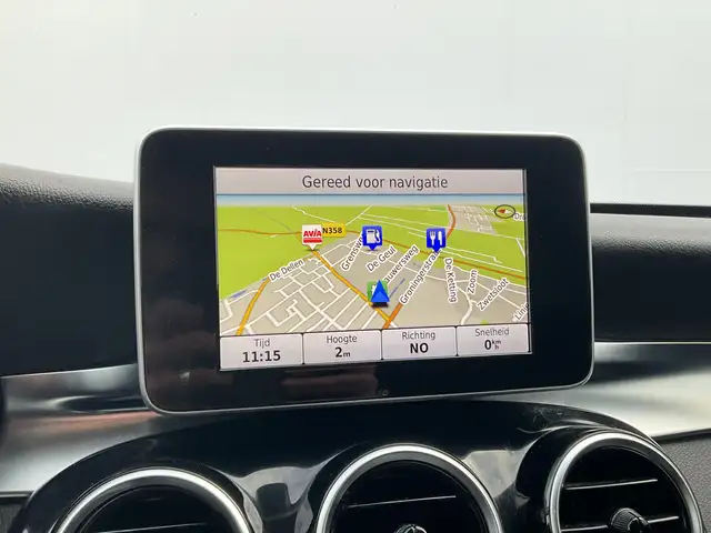 Mercedes-Benz C view 5