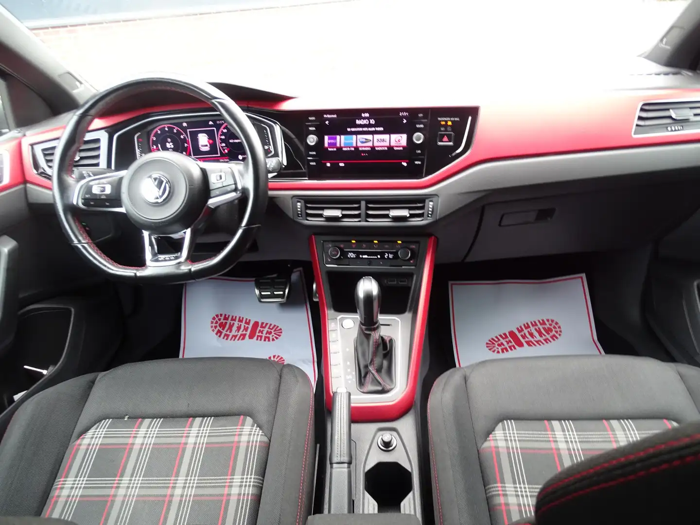 Volkswagen Polo GTI 2.0 TSI AUTOMAAT|LED KOPLAMPEN|VIRTUAL DISPLAY|STO Gri - 2
