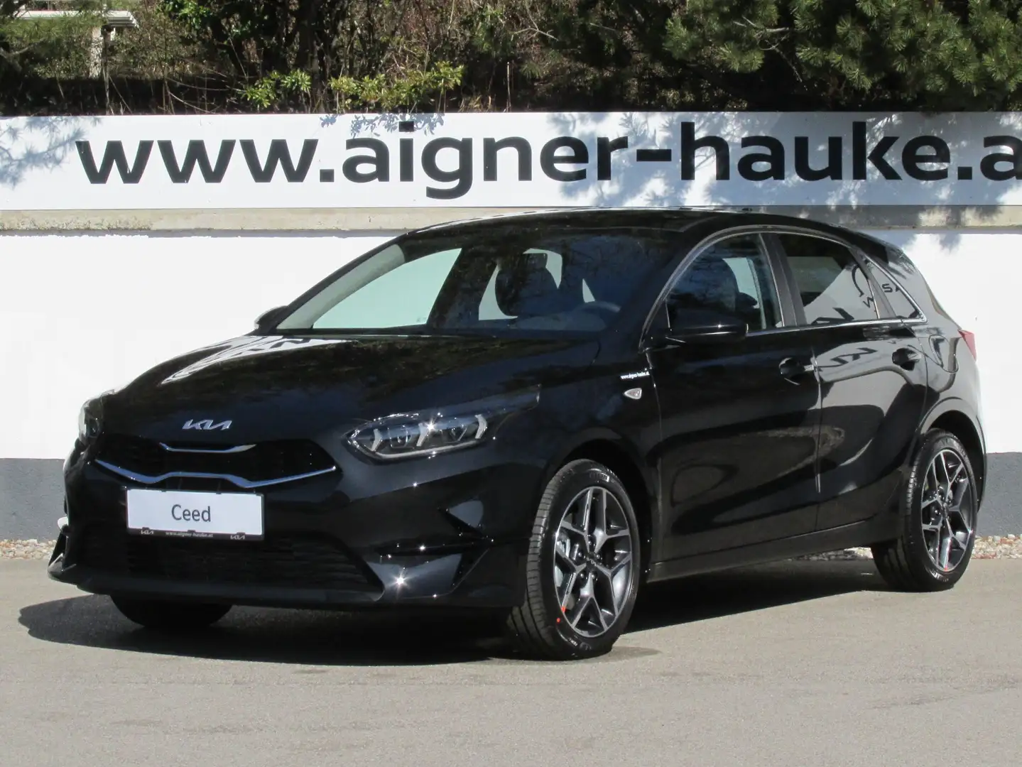 Kia Ceed / cee'd 1,5 TGDI Silber Paket Style Negro - 1