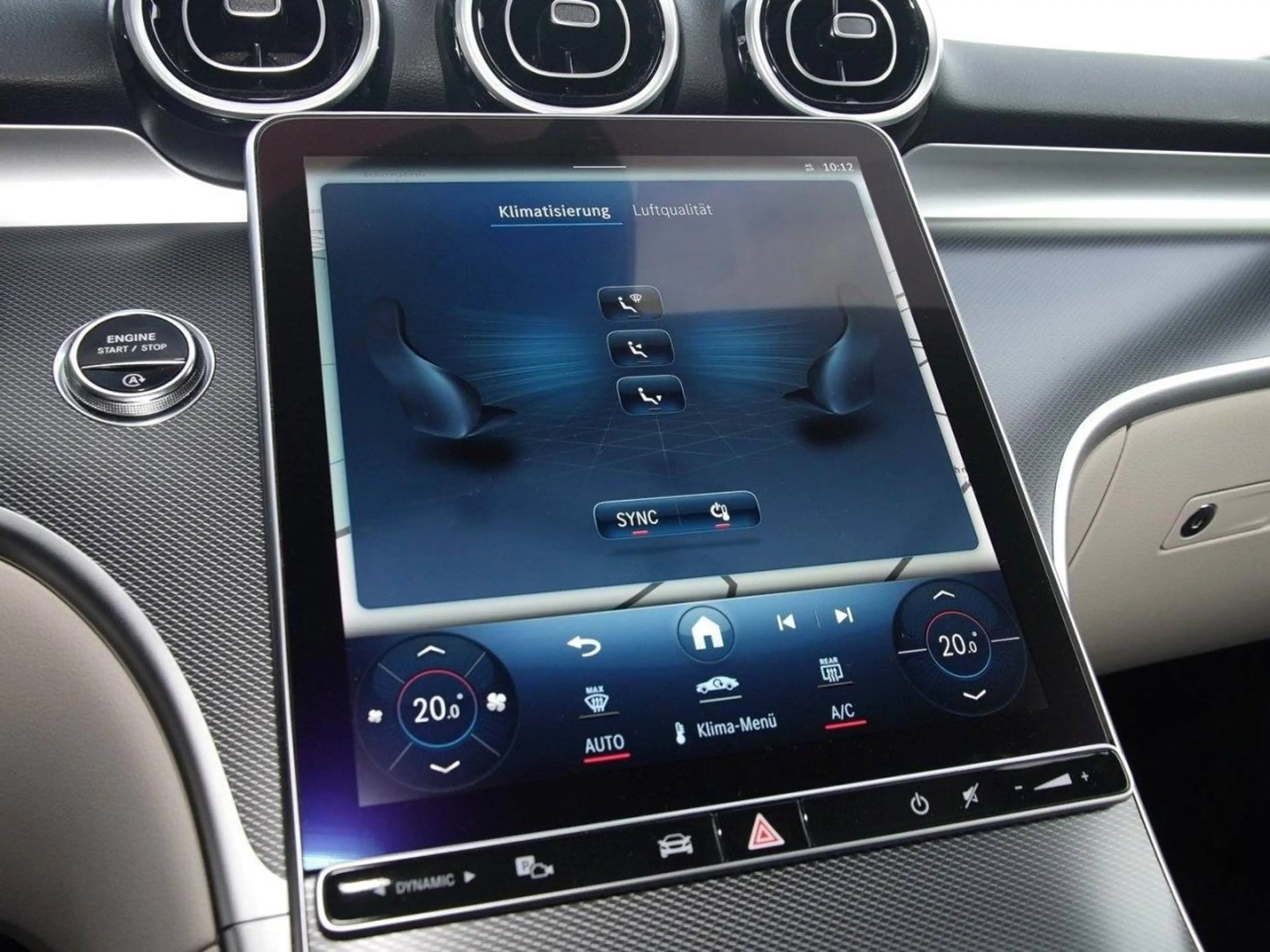 Mercedes-Benz C 220 d T Avantgarde Distronic MBUXNavi 360° AHK — photo 15