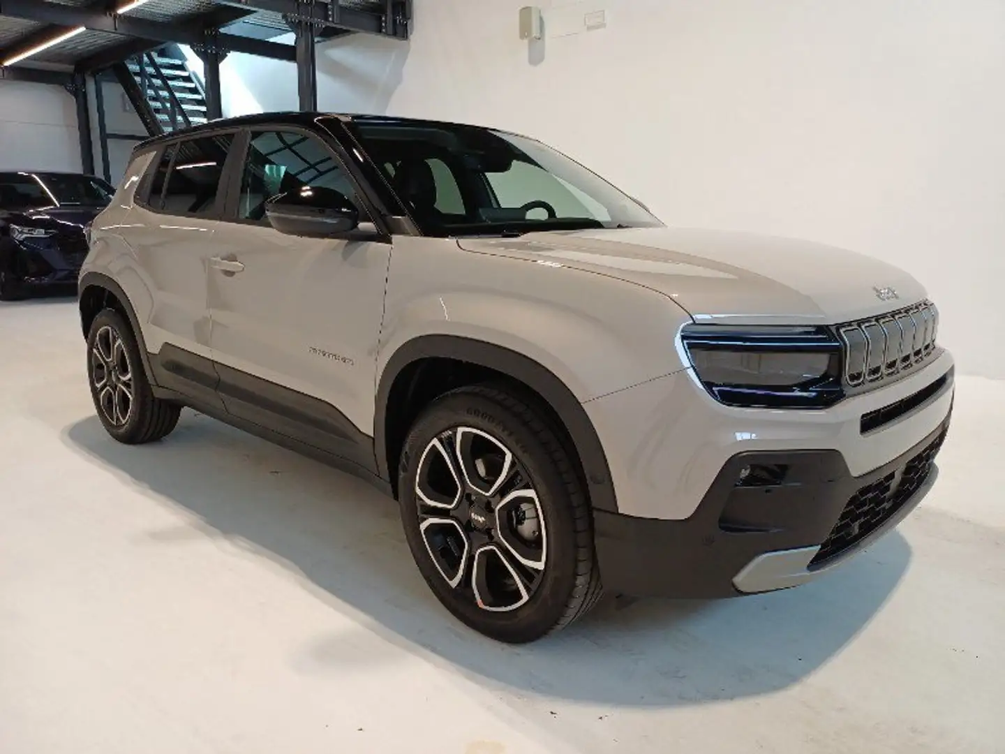Jeep Avenger Avenger 1.2 Turbo 110 CV MHEV Summit Noir - 1