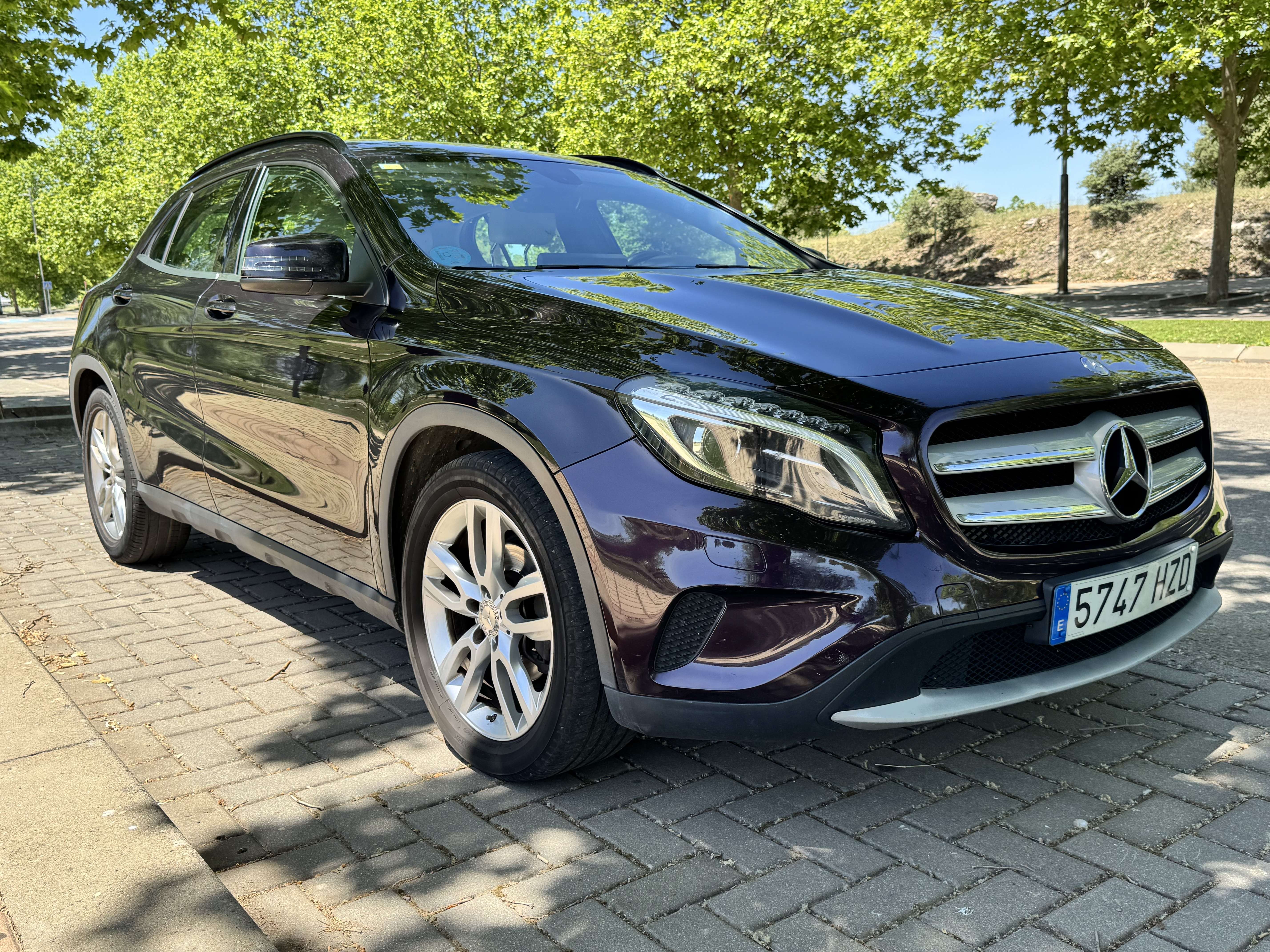Mercedes-Benz GLA 200 - foto 1