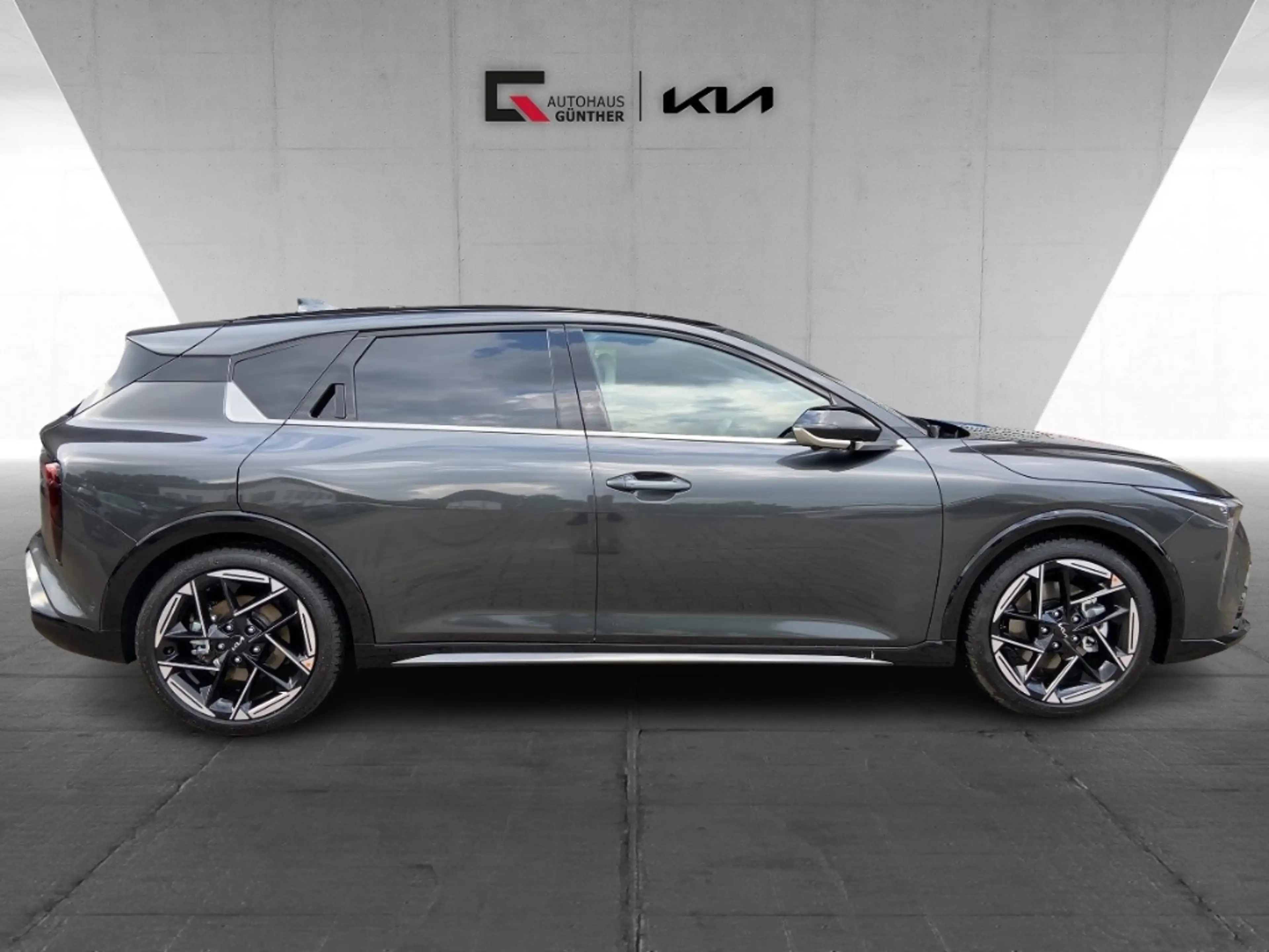 Kia K4 GT-Line 1.6 T-GDI 110 kW DriveWise Harman/Kardon D — photo 5