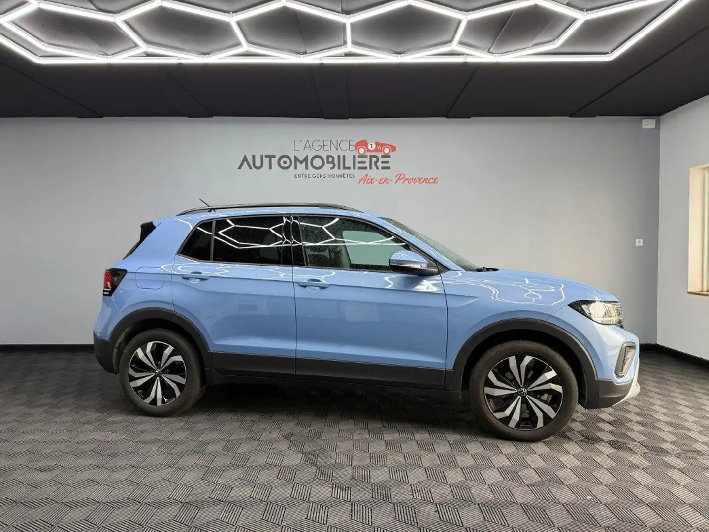 Volkswagen T-Cross 1.0 TSI 95 cv Finition Edition Blau - 2
