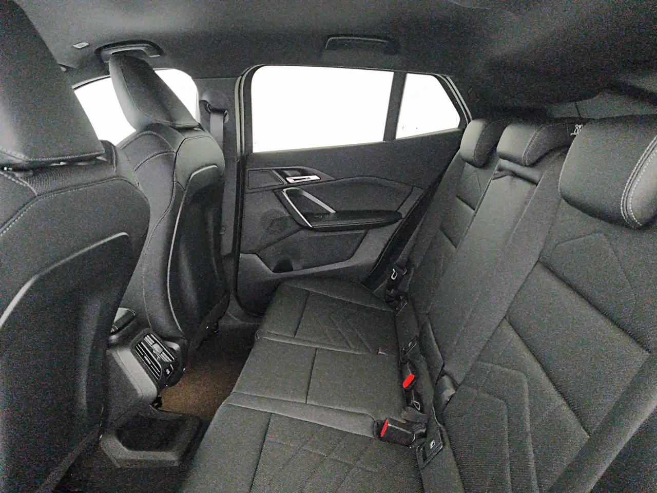 BMW X2 2026 — фото 13