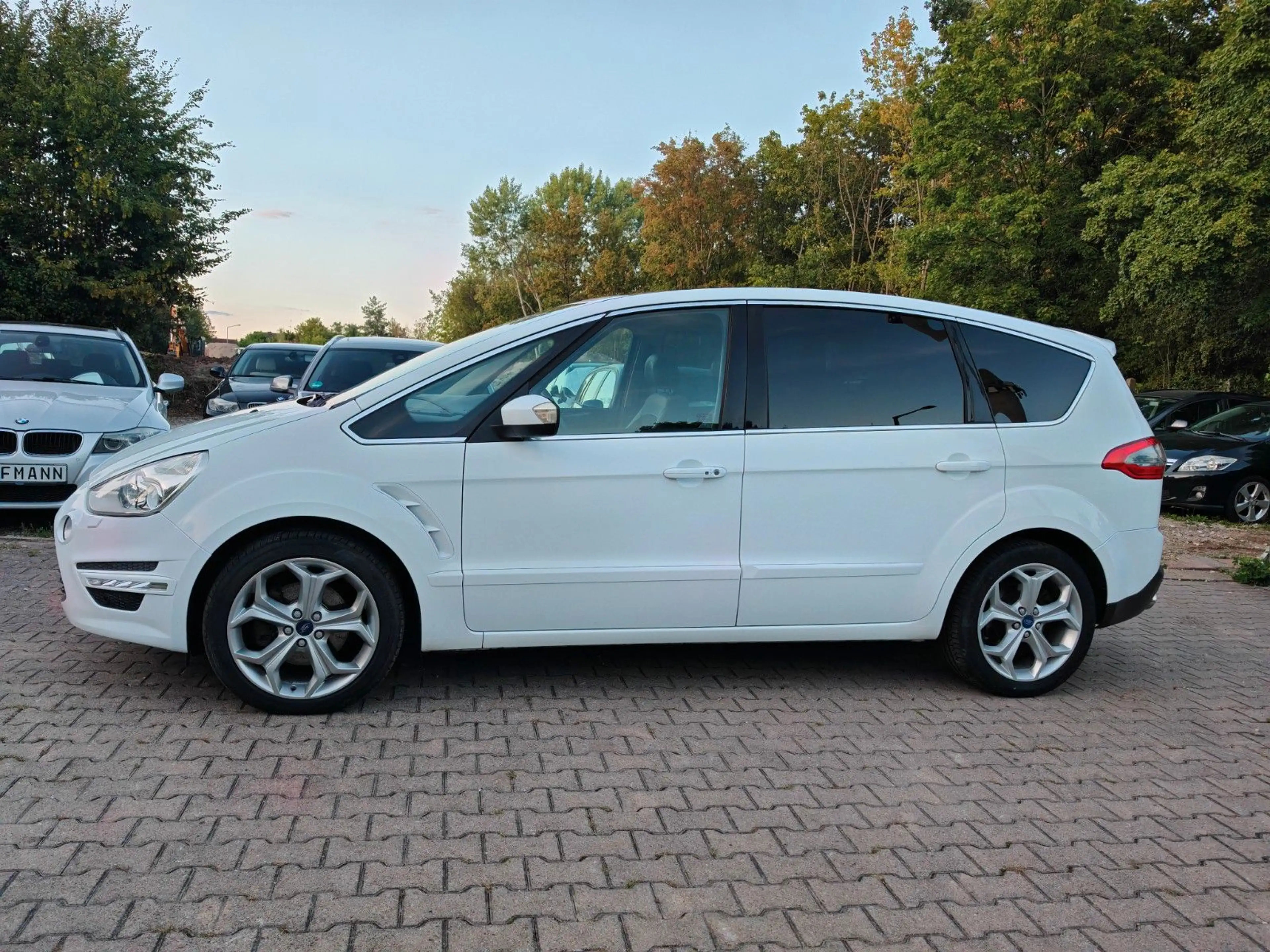 Ford S-Max Titanium 2.2d 147 KW 200 PS Automatik VOLL — photo 4