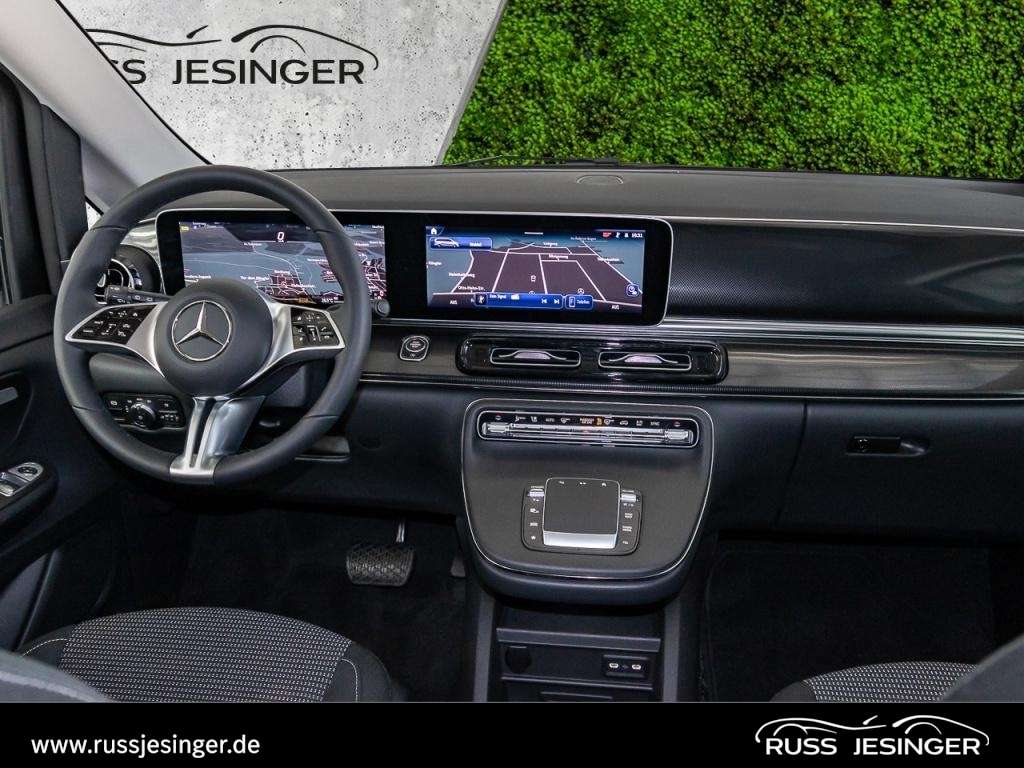 Mercedes-Benz V 220
