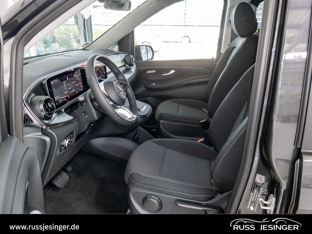Mercedes-Benz V 220
